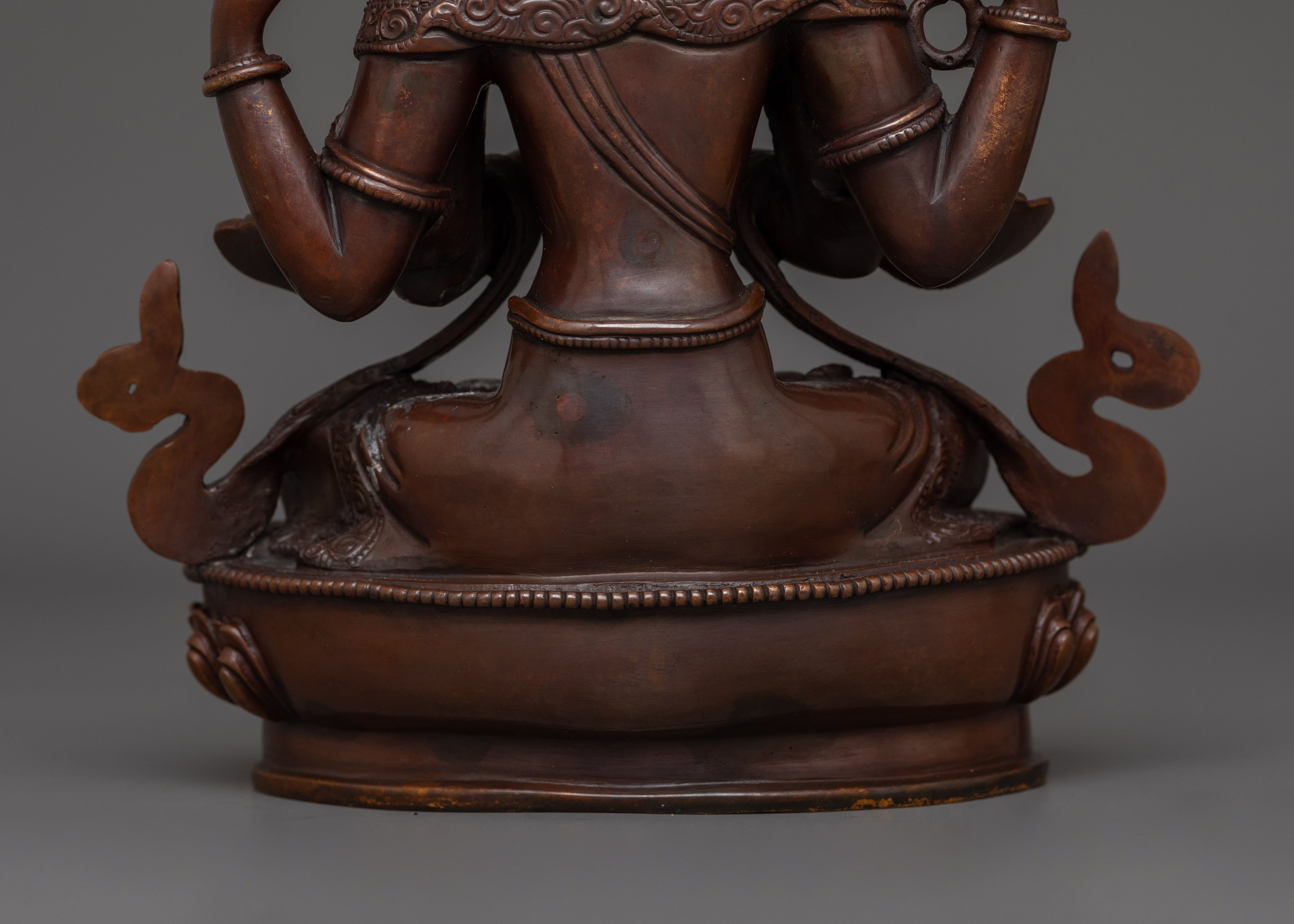 Traditional Figurine of Chenrezig | Embodiment of Infinite Compassion