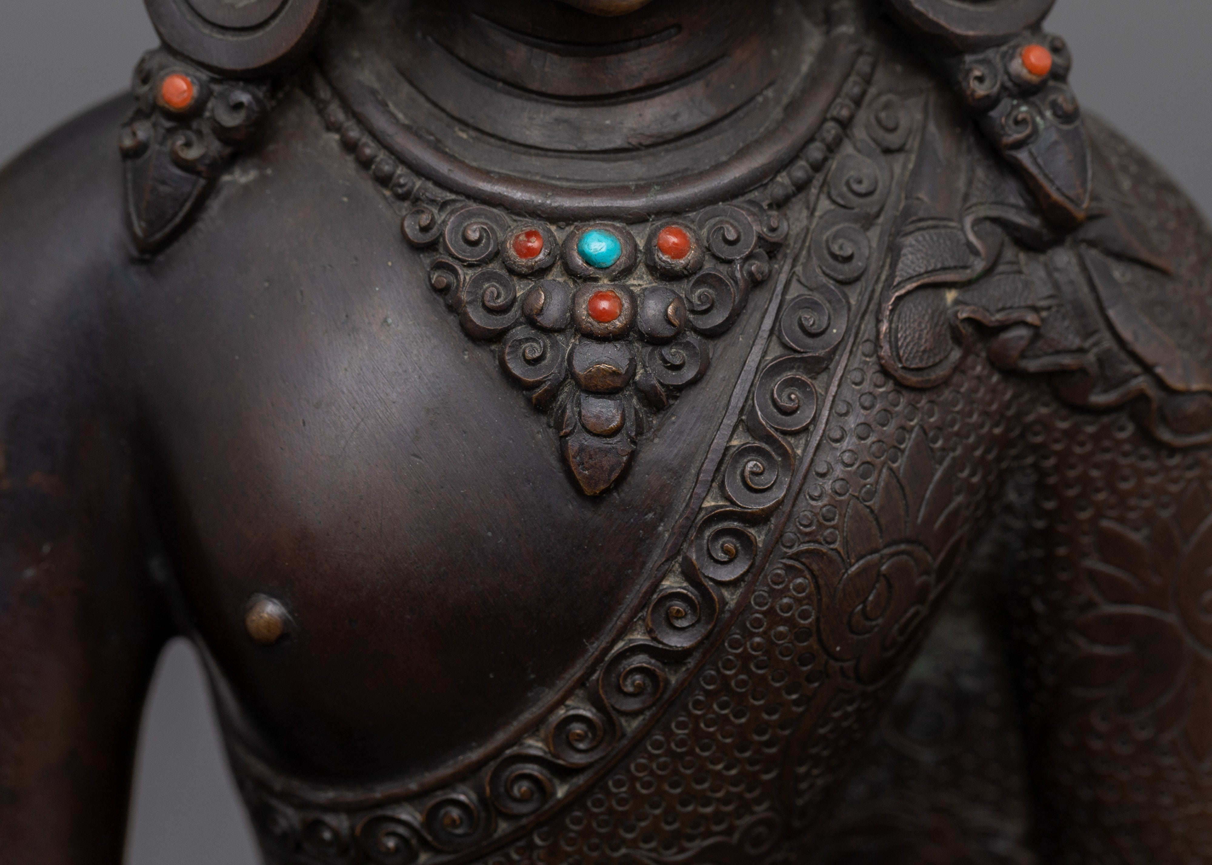 Buddhist Mindfulness Shakyamuni Statue | Symbol of Calm and Reflection