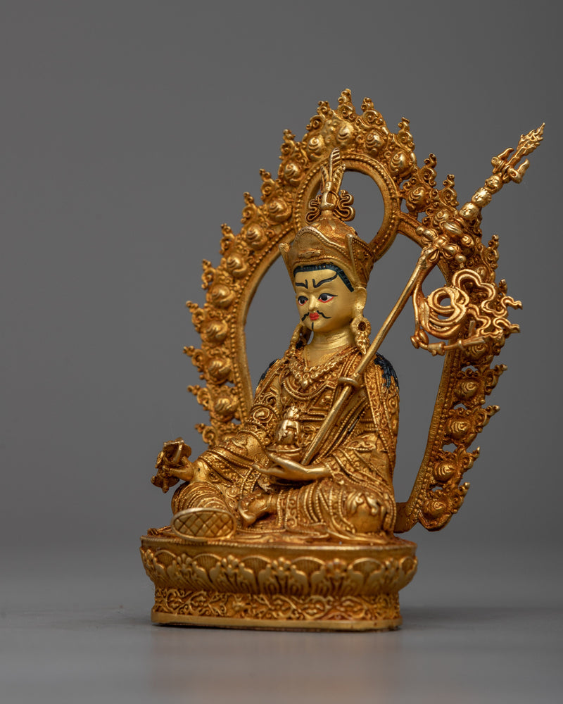 Machine-Made Guru Rinpoche Statue | Precision Craftsmanship for Spiritual Reverenc