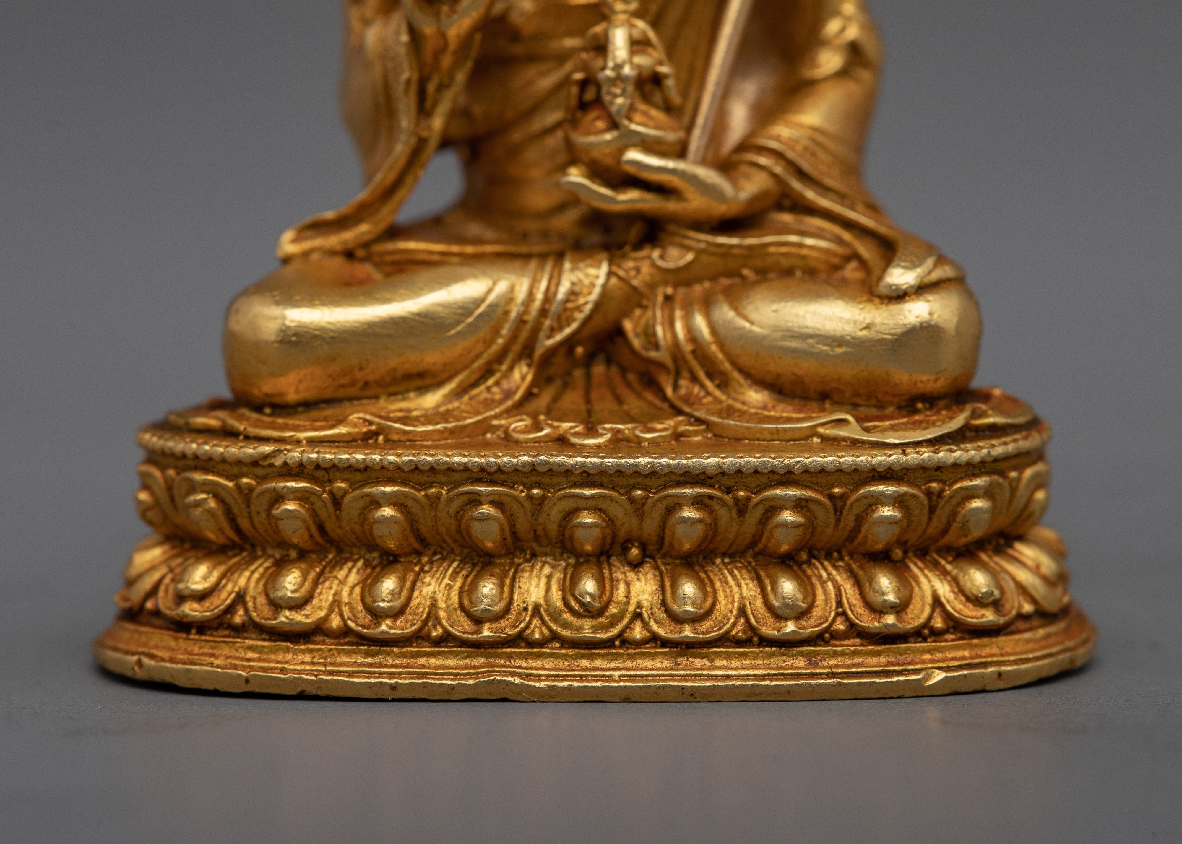 Machine Made Statue Of Guru Rinpoche | Graceful Representation of Divine Wisdom