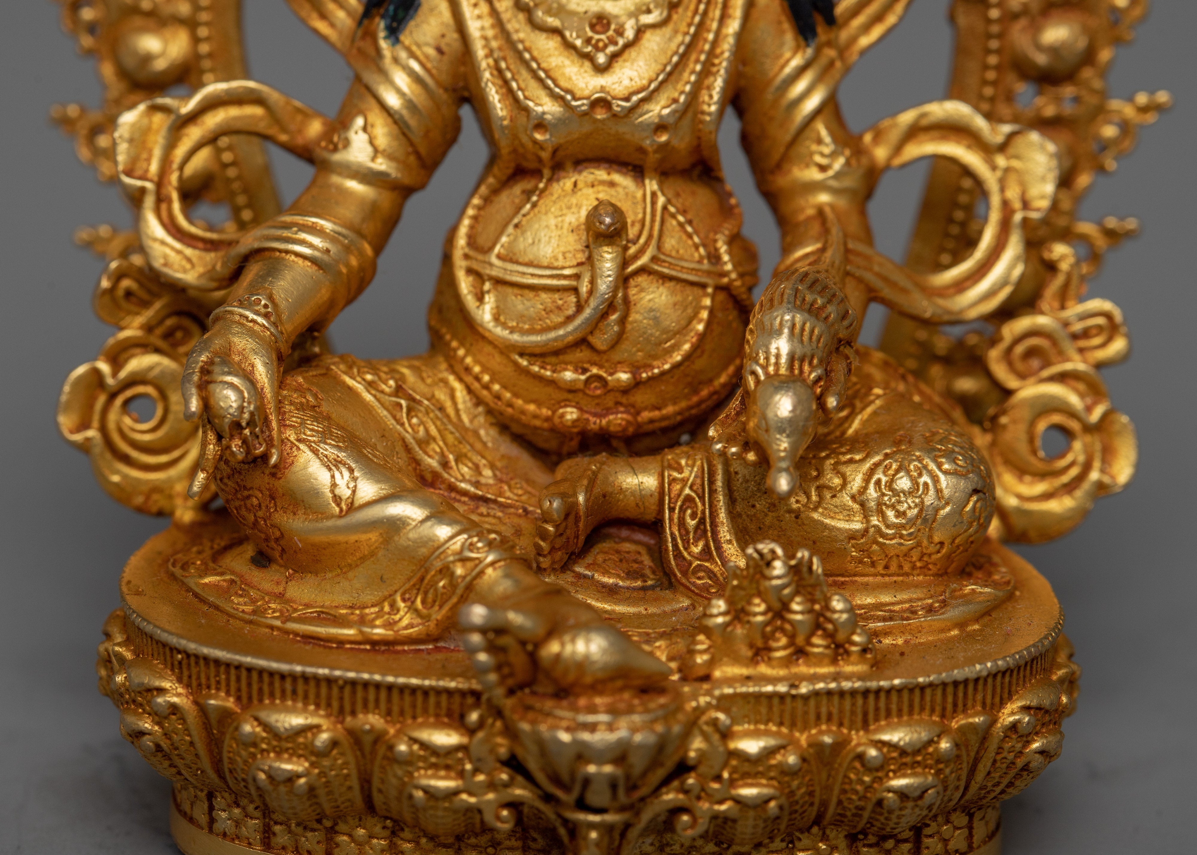 Copper Dzambhala Deity Statue | Embodying the Spirit of Wealth and Abundance