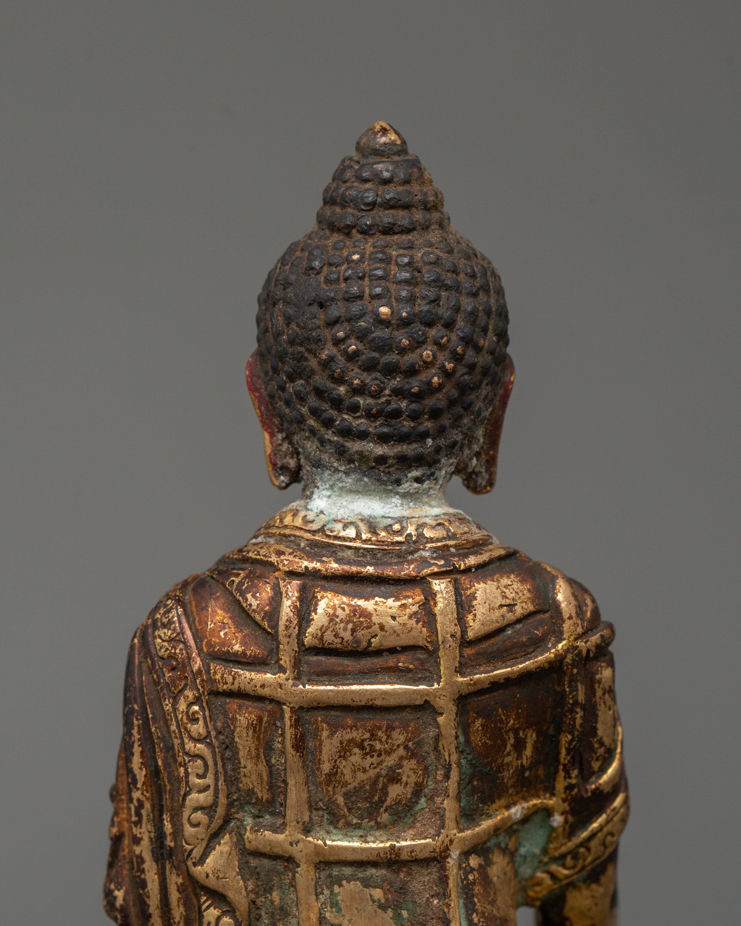 Shakyamuni Buddha Buddhist Altar Decor | Sacred Antique Copper Statue for Meditation