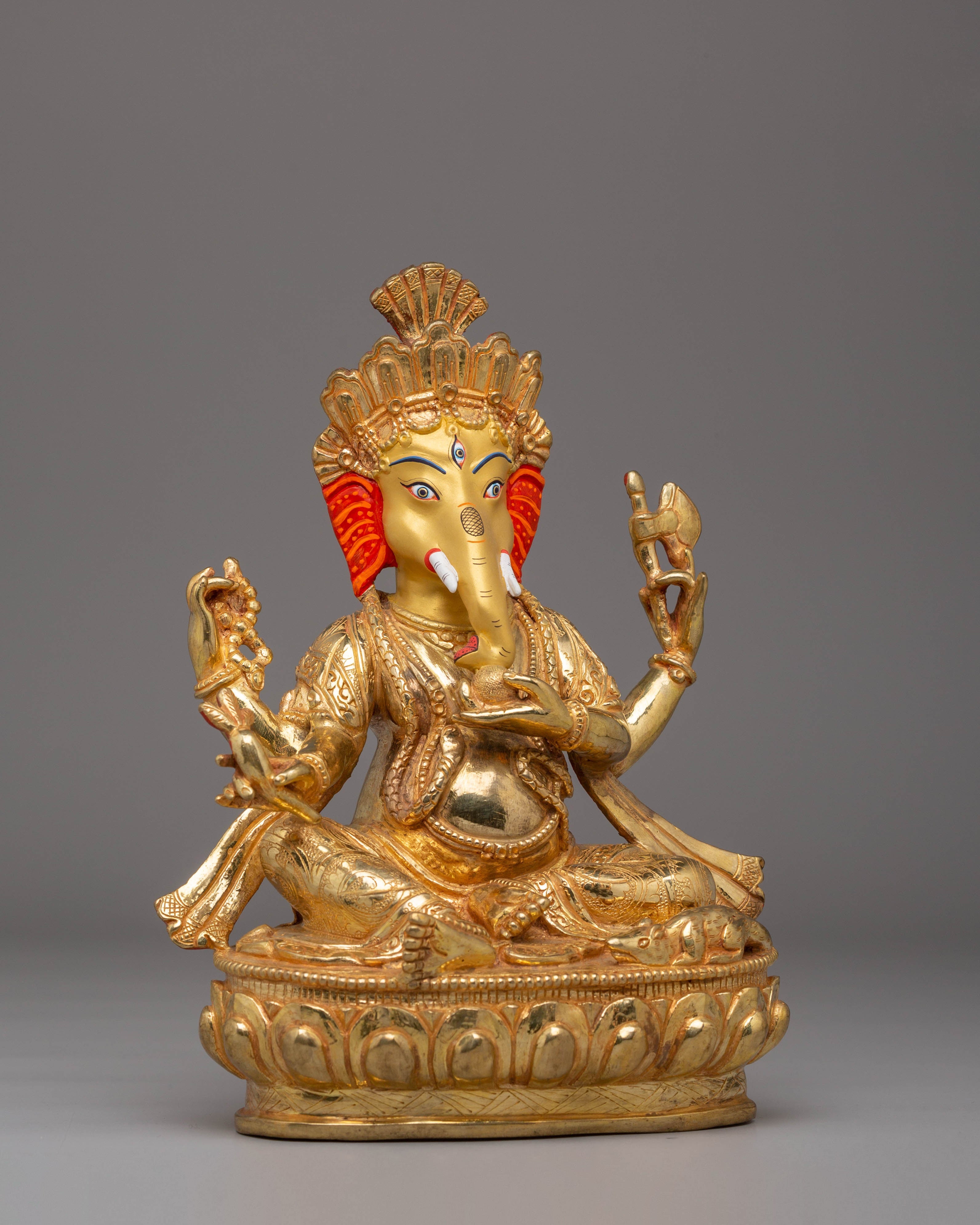 Ganesh Statue : Hindu Deity of Wealth and Wisdom