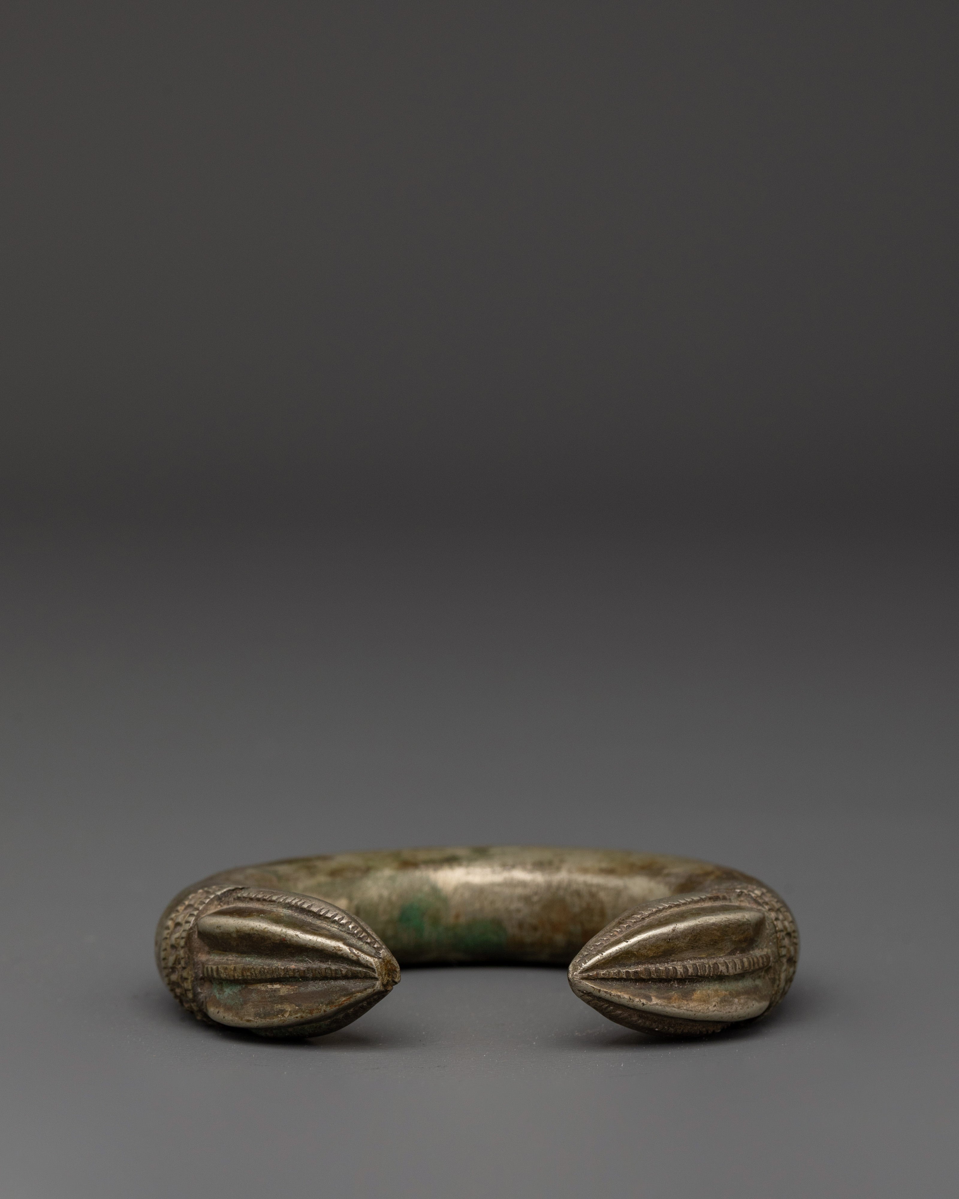 Handmade Daily Wear Bracelet | White Metal Tribal Design