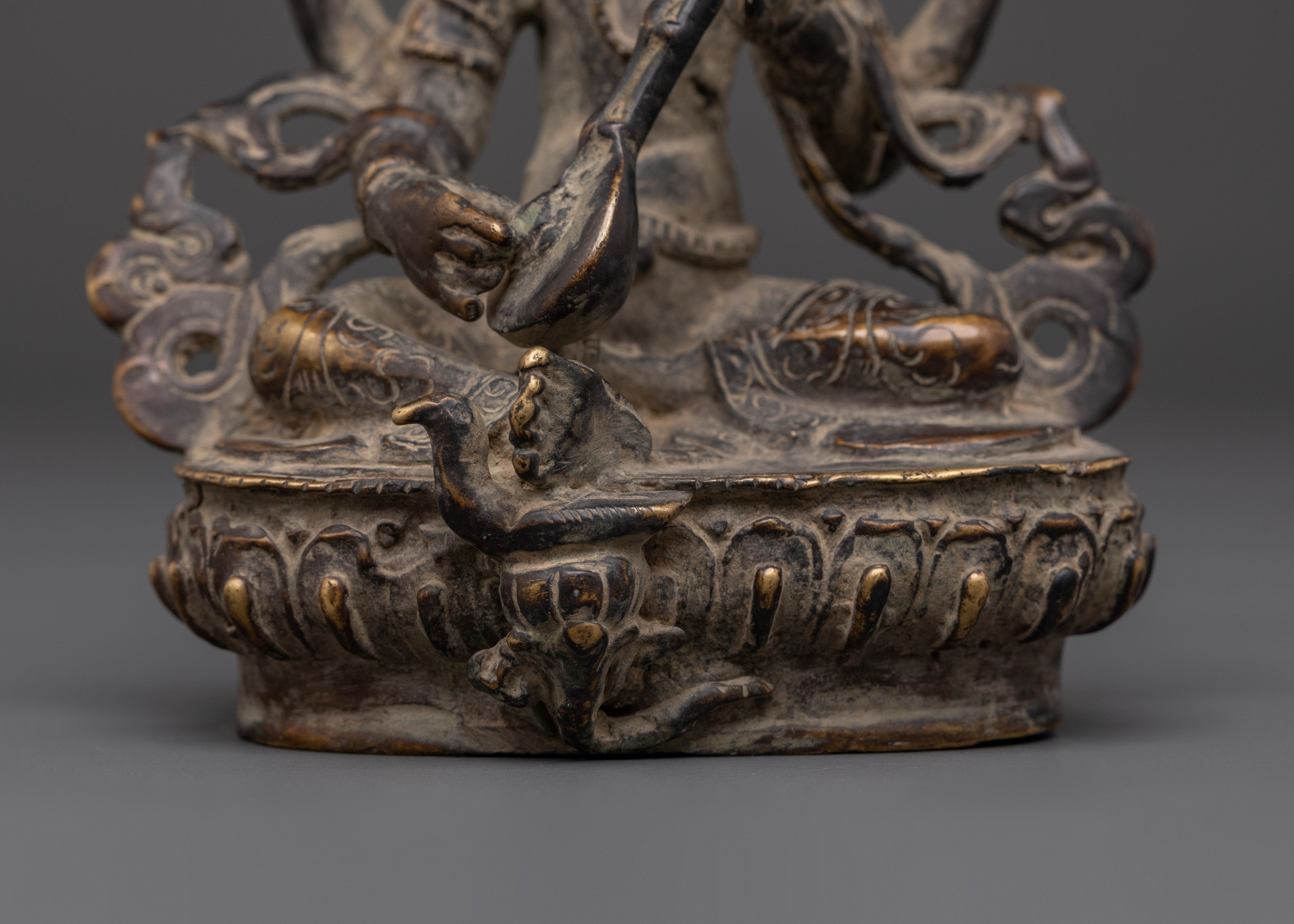 Saraswati Goddess of Wisdom | Spiritual Growth and Blessing