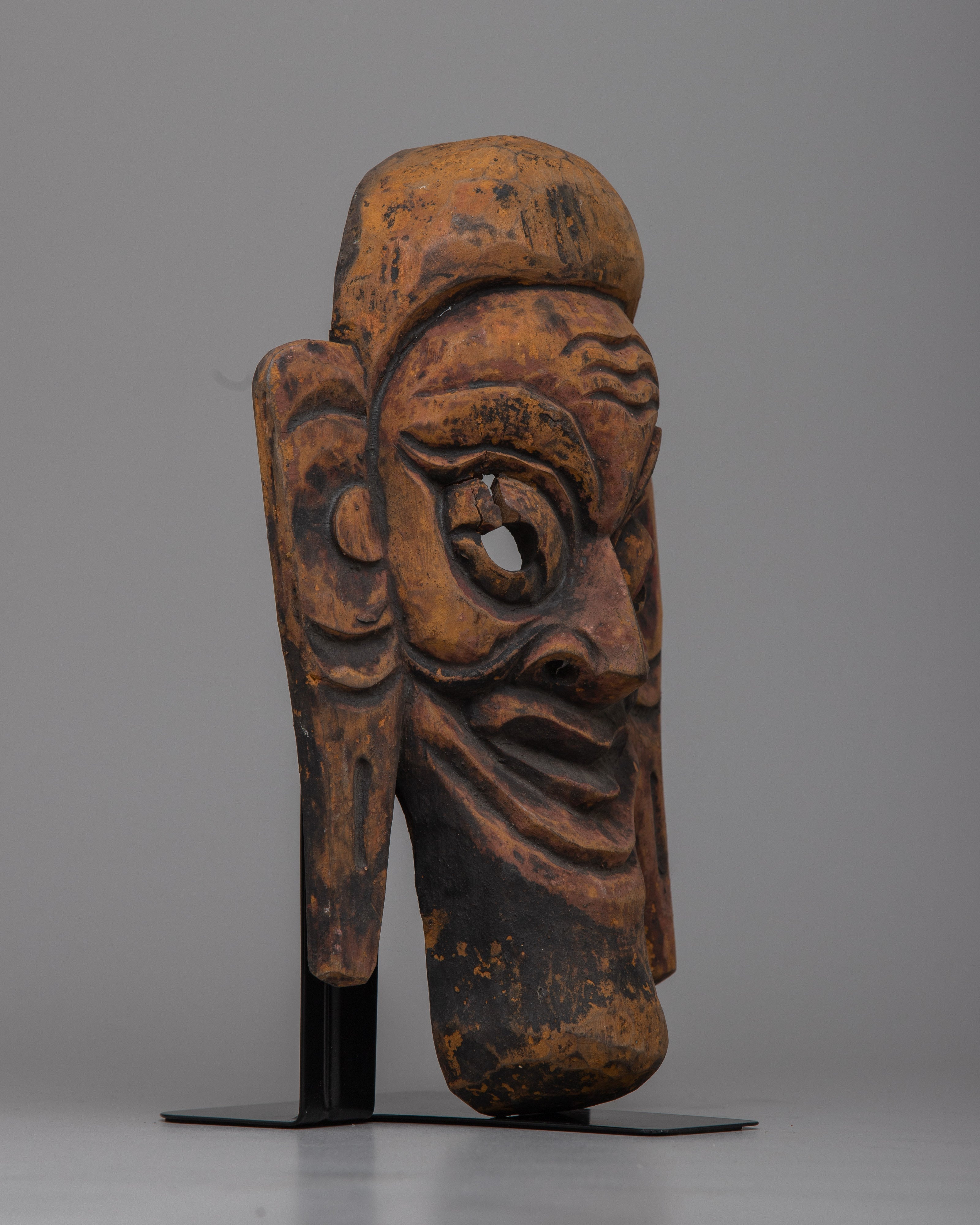 Vintage Buddhist Monk Face Mask | Handcrafted Table Centerpiece for Tranquility