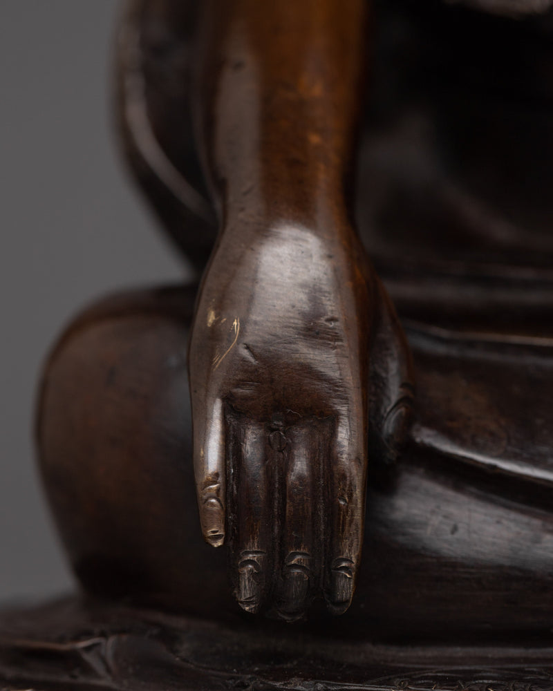 Zhabdrung Rinpoche Statue | Honoring the Enlightened Master and Spiritual