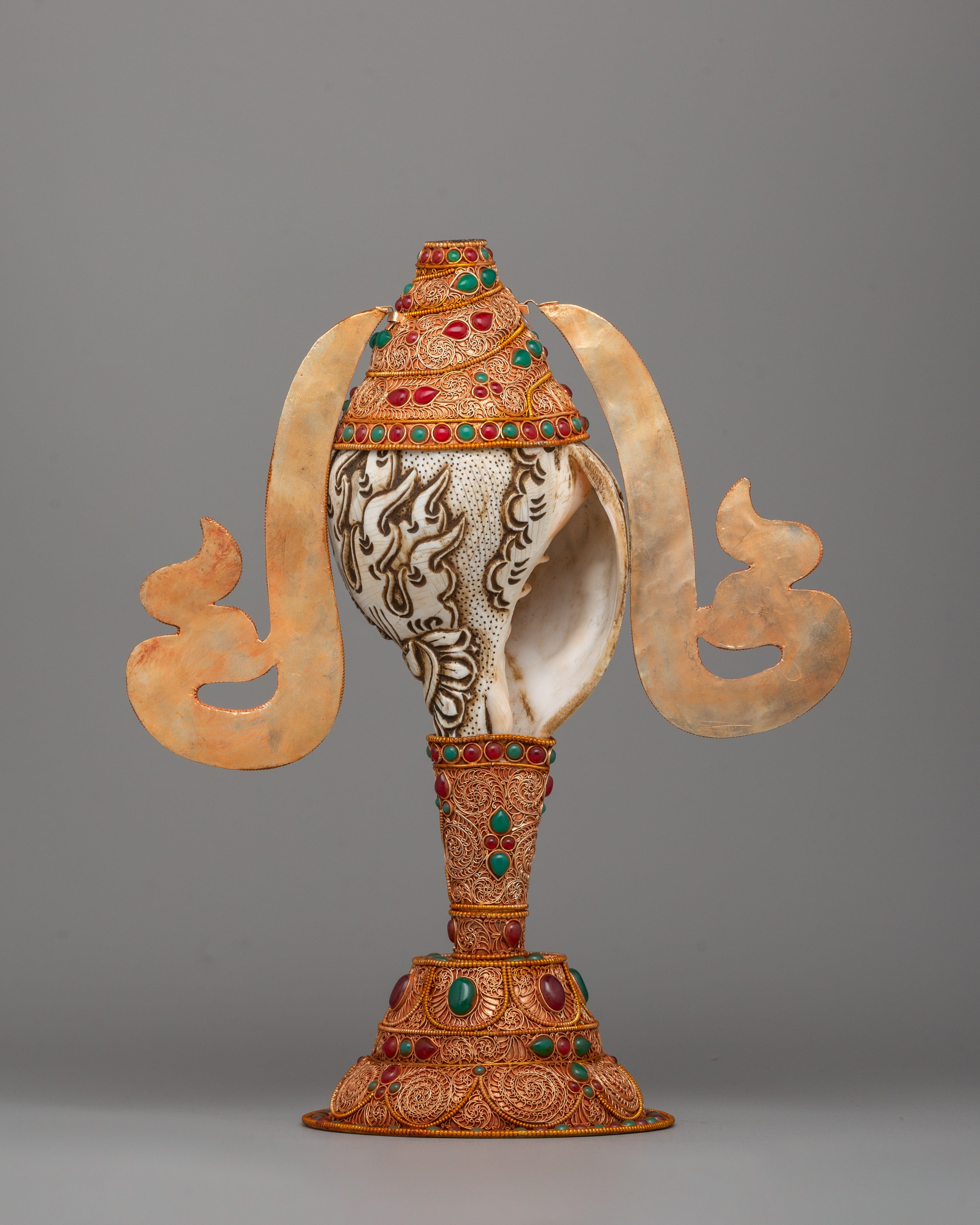 Ritual Conch for Shrine | A Sacred Buddhist Ritual Tool