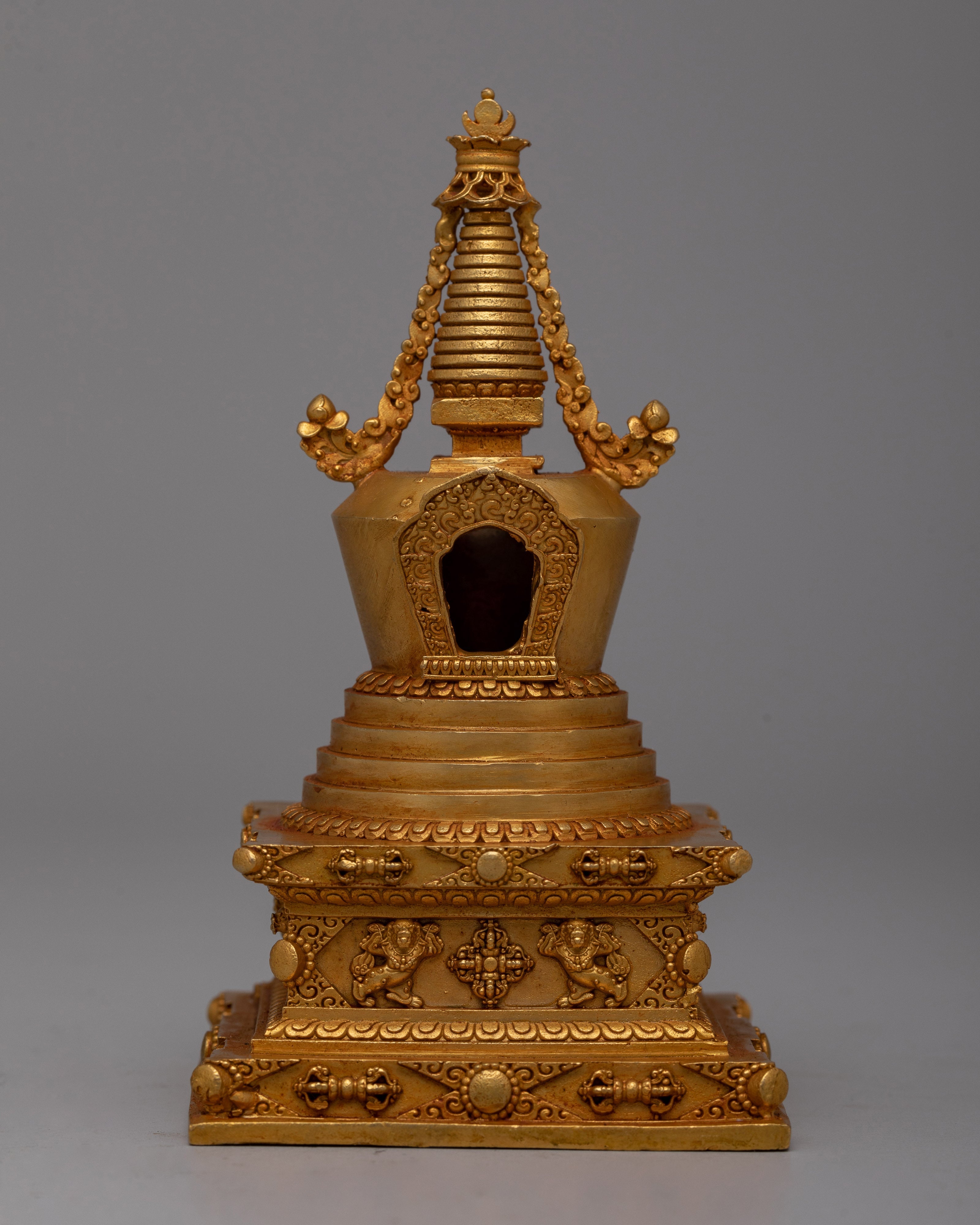 8 Buddhist Stupa Set | Symbolic Representation of Buddhist Enlightenment