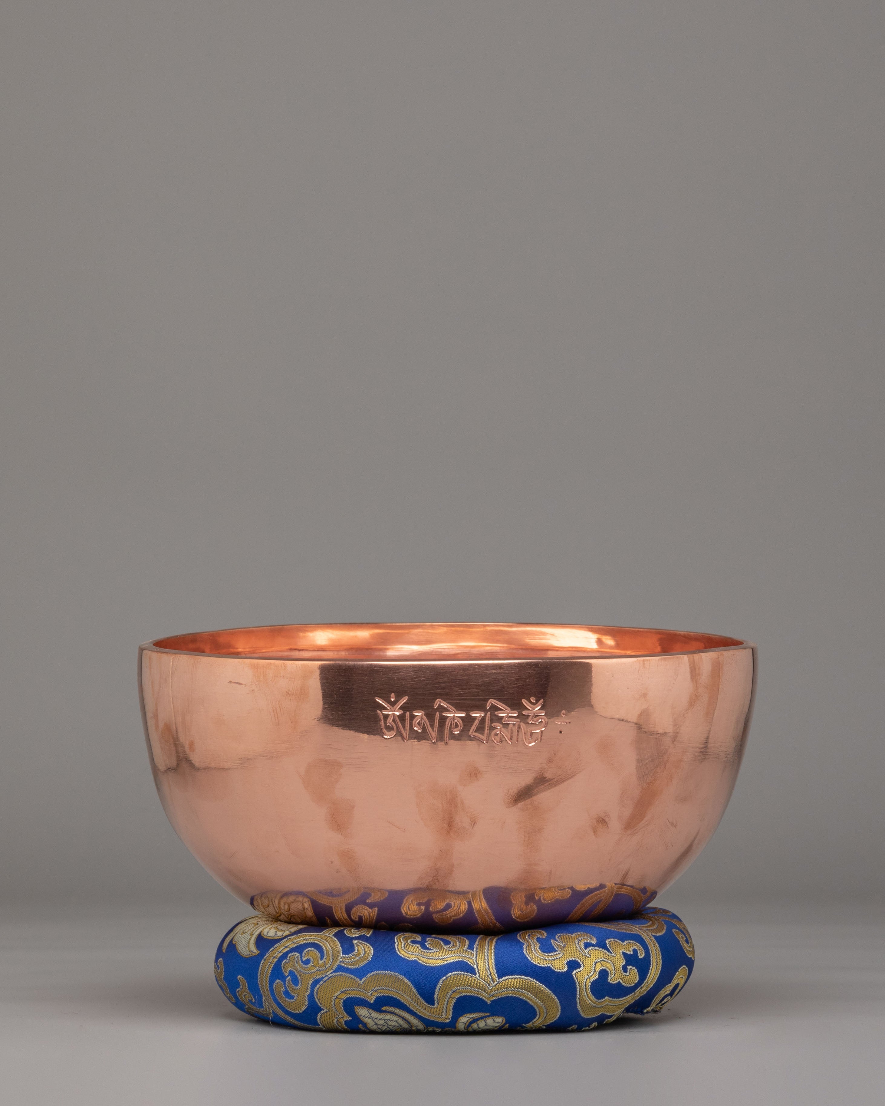 Handcrafted Singing Bowl Set | Tibetan Meditation Sound Healing