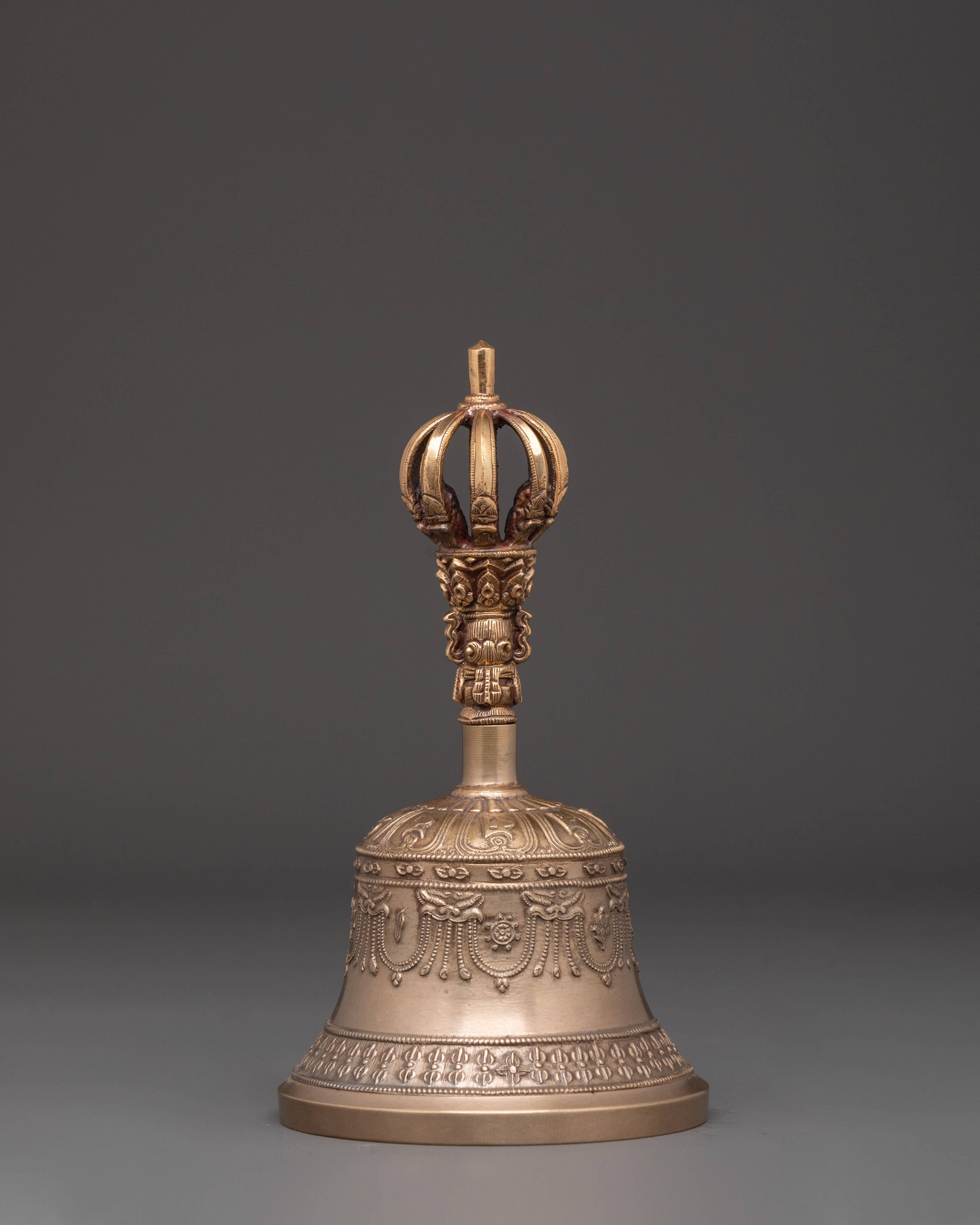 オールドチベット仏教 銅製 金工細工仏陀鈴 Dorje Vajra Bell Dorje and Drilbu Set | Vajra Bell for Meditation and Rituals