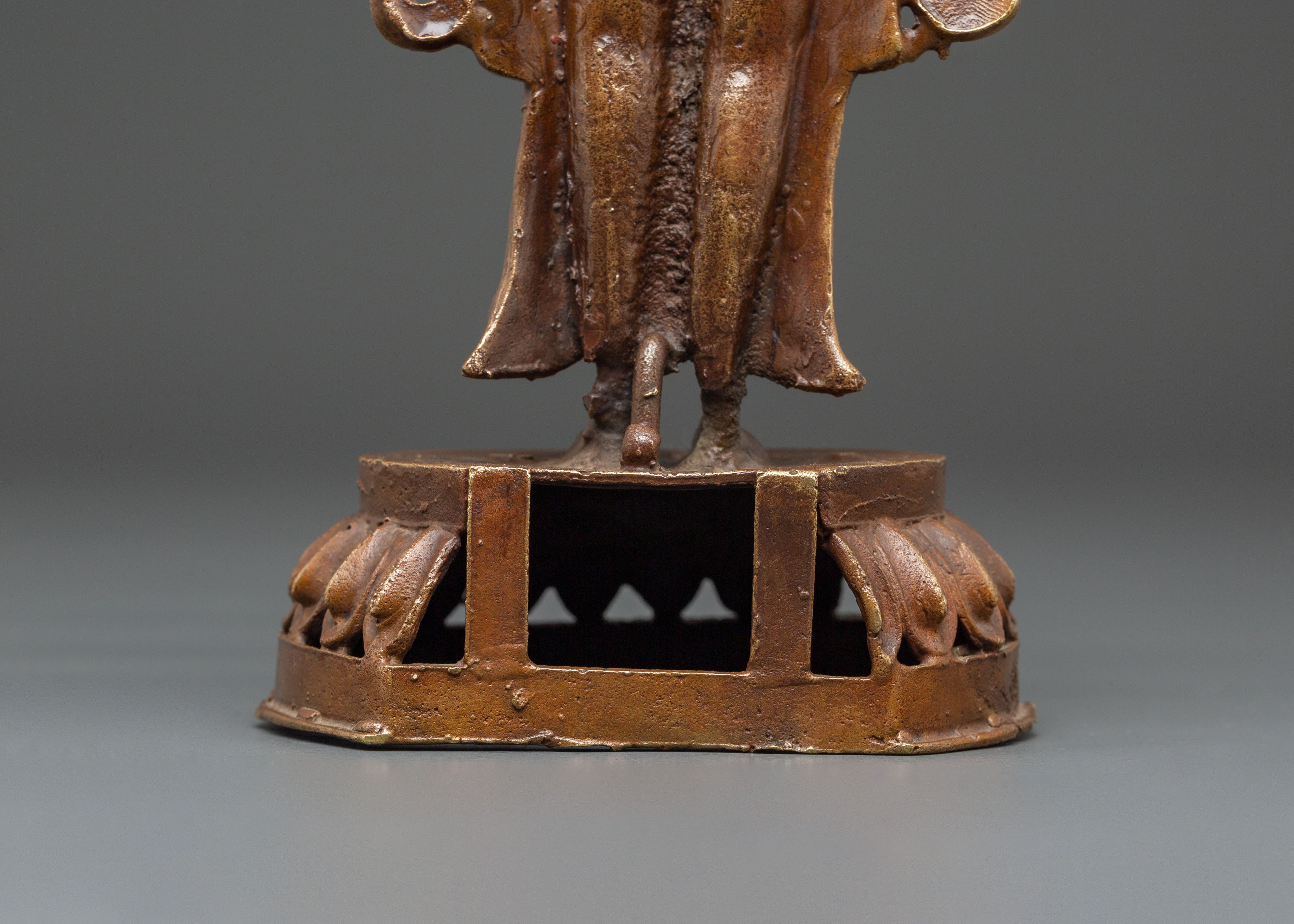 Eleven-Headed Avalokiteshvara Sculpture | Symbol of Mercy and Enlightenment