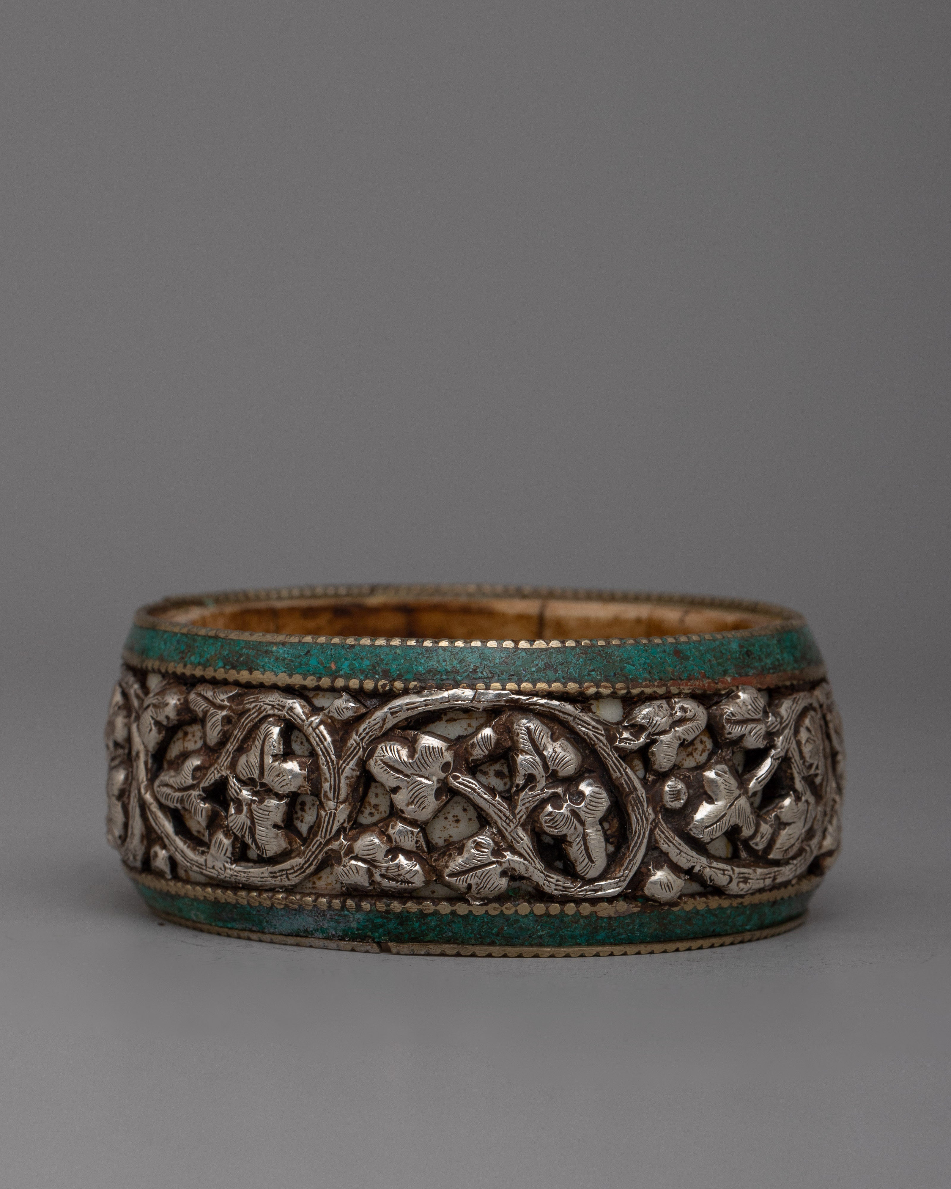 Tibetan Tribal Silver Bangle | Bangle Blending Tradition and Style