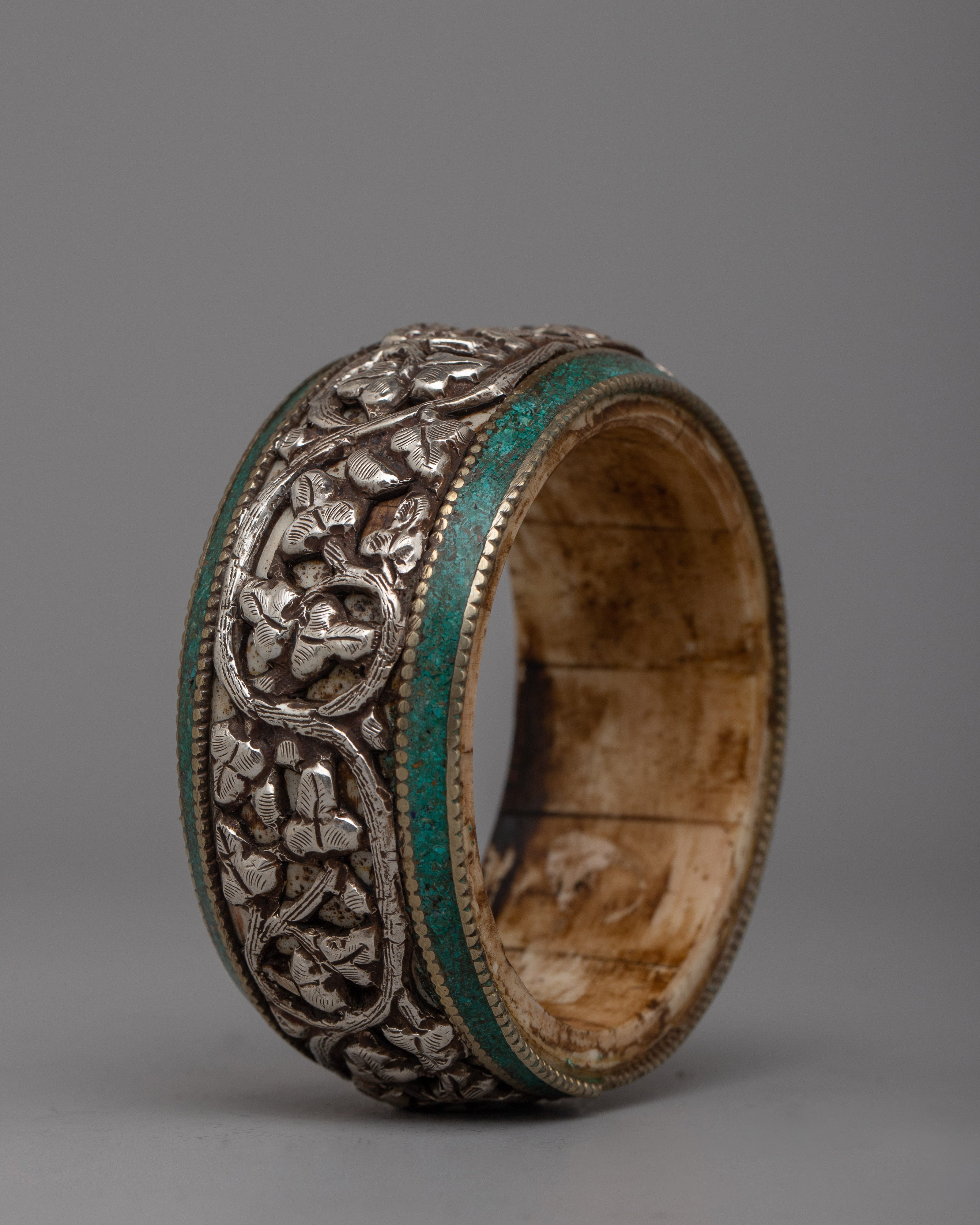 Tibetan Tribal Silver Bangle | Bangle Blending Tradition and Style