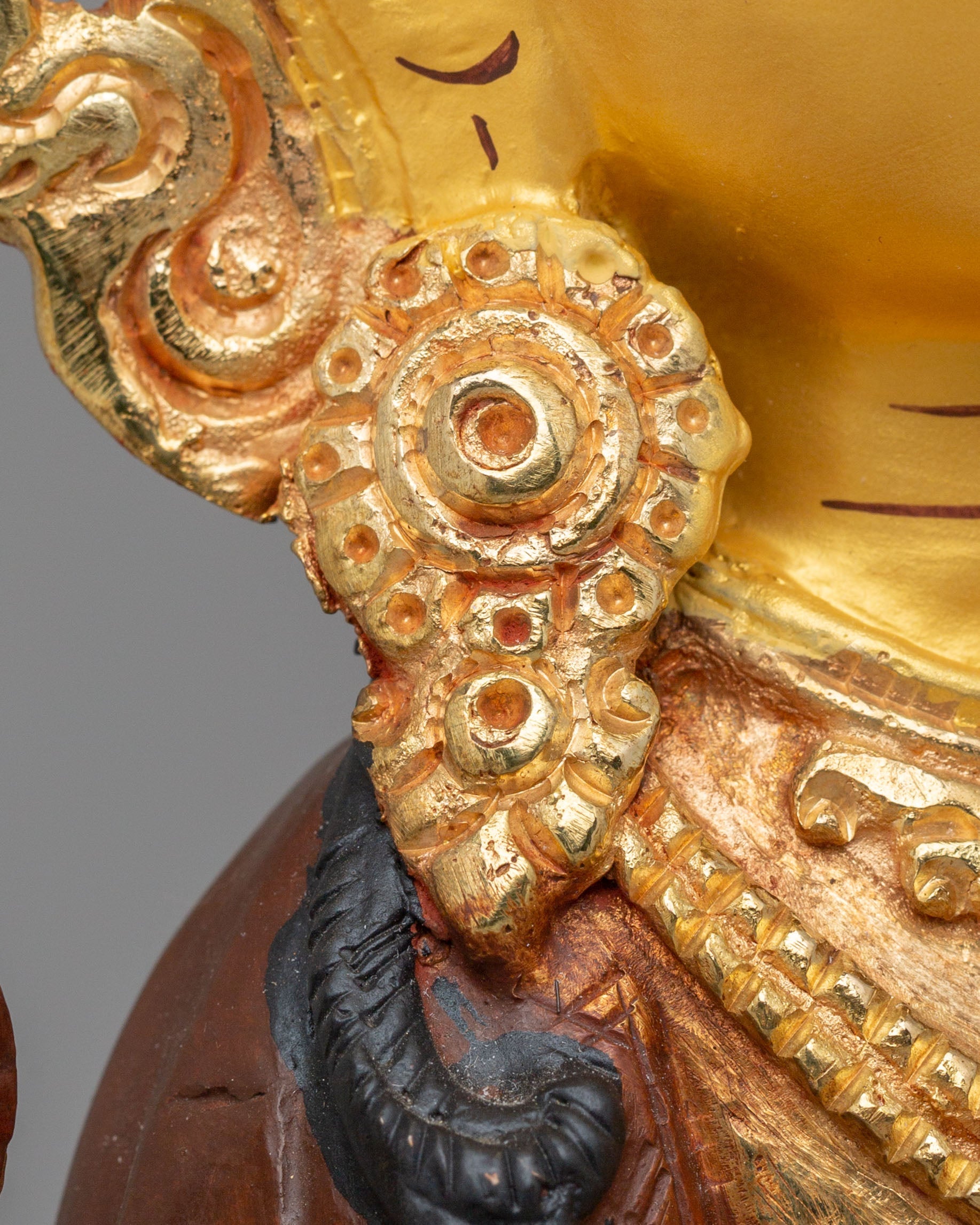 Sacred Tibetan Chenrezig Altar Figurine | Compassionate Bodhisattva Statue