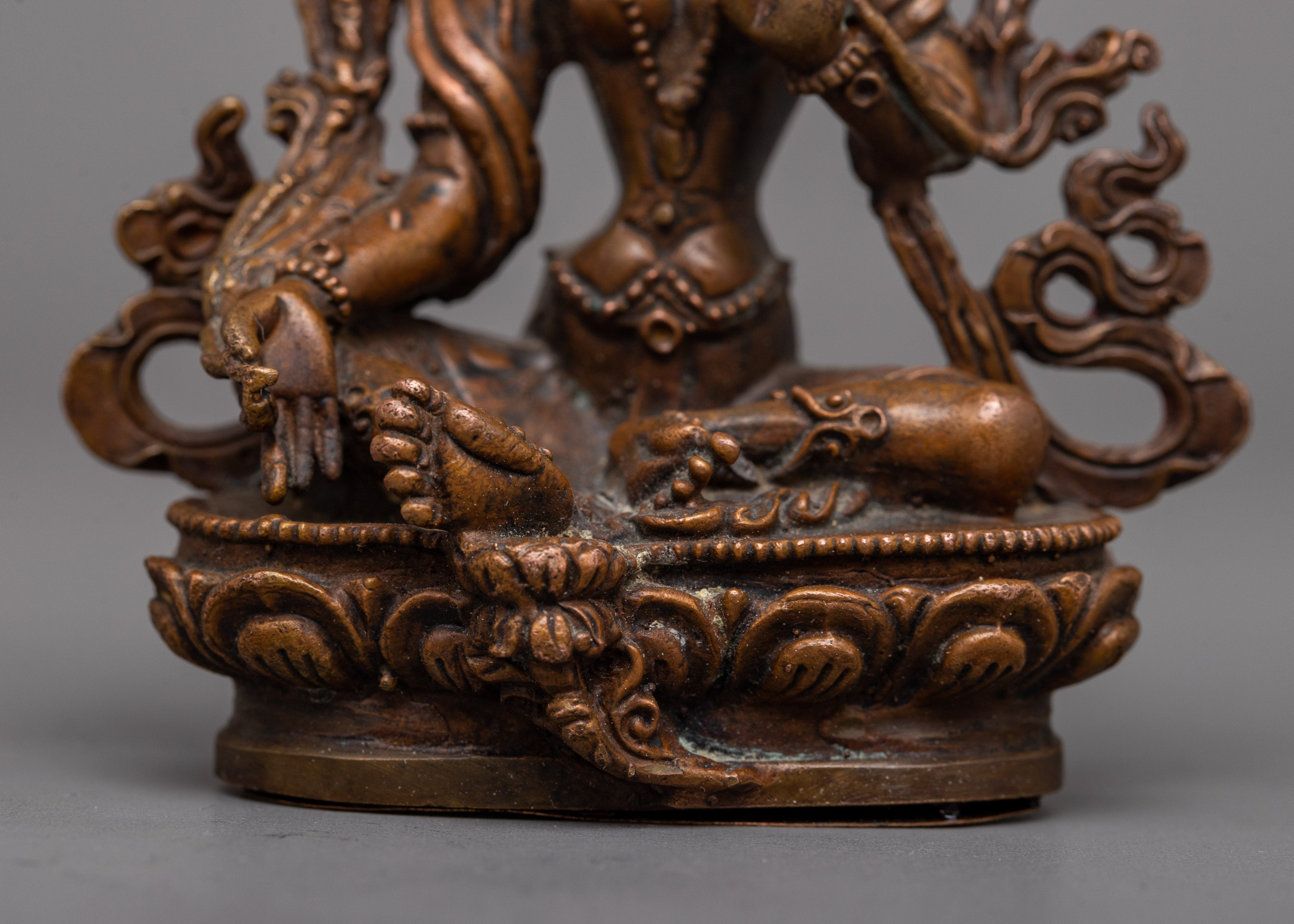 Mini Green Tara Statue \ Petite Symbol of Compassion and Protection