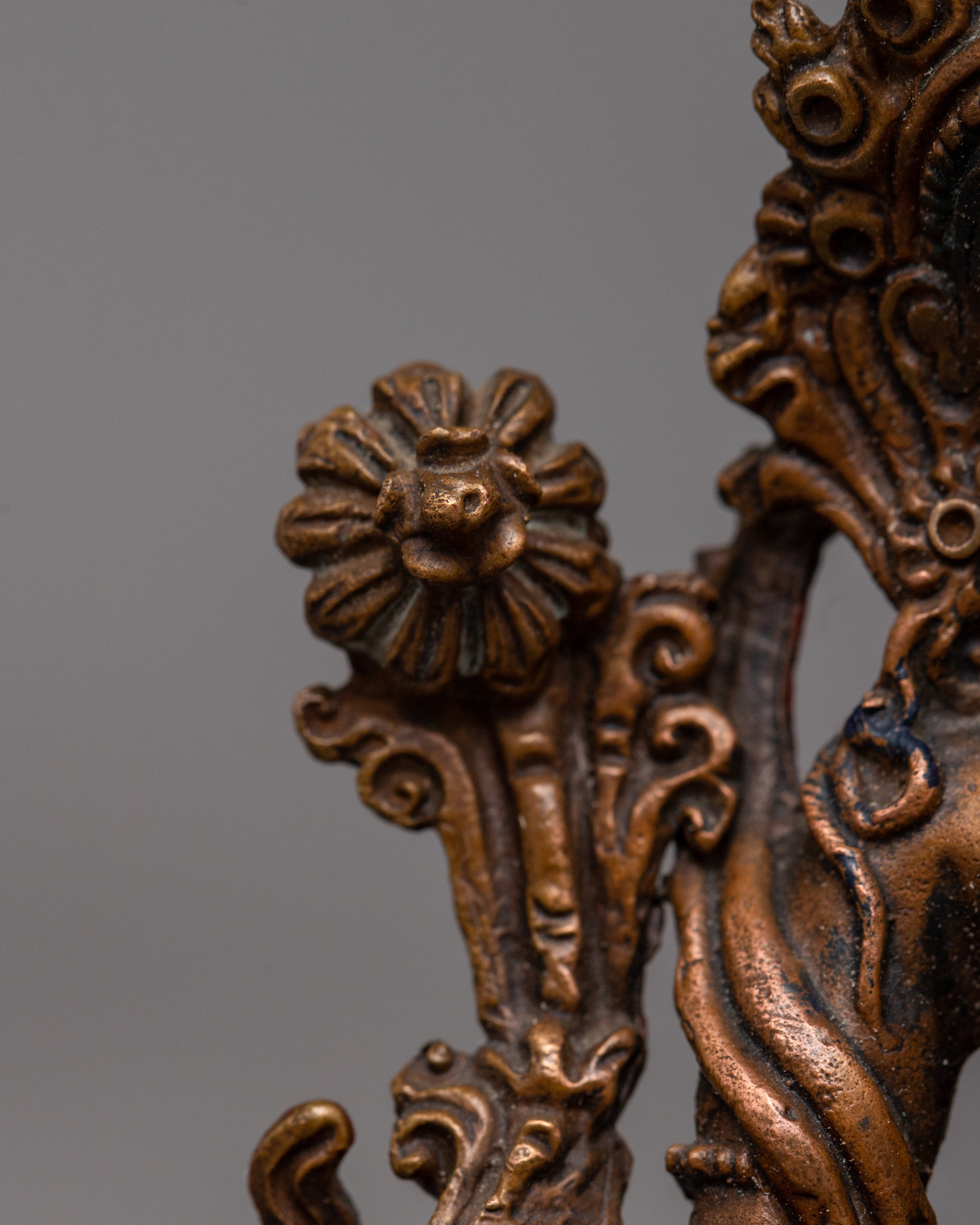Mini Green Tara Statue \ Petite Symbol of Compassion and Protection