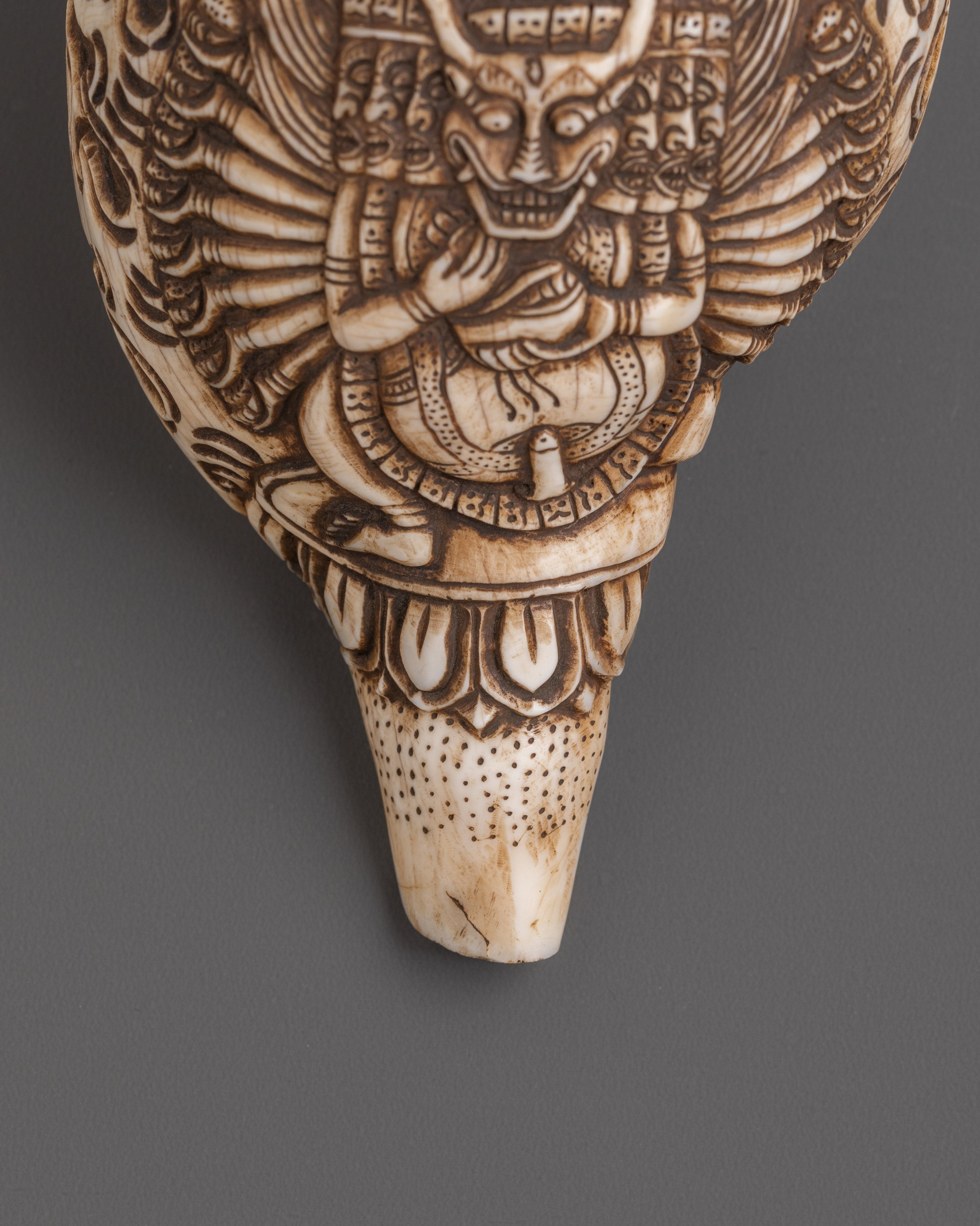 Healing Conch |  Meditation & Home Decoration