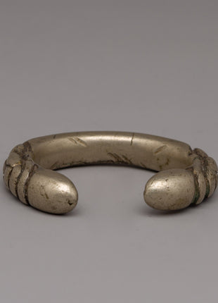 White Metal Bracelet Set |  Unique Jewelry for Daily Use