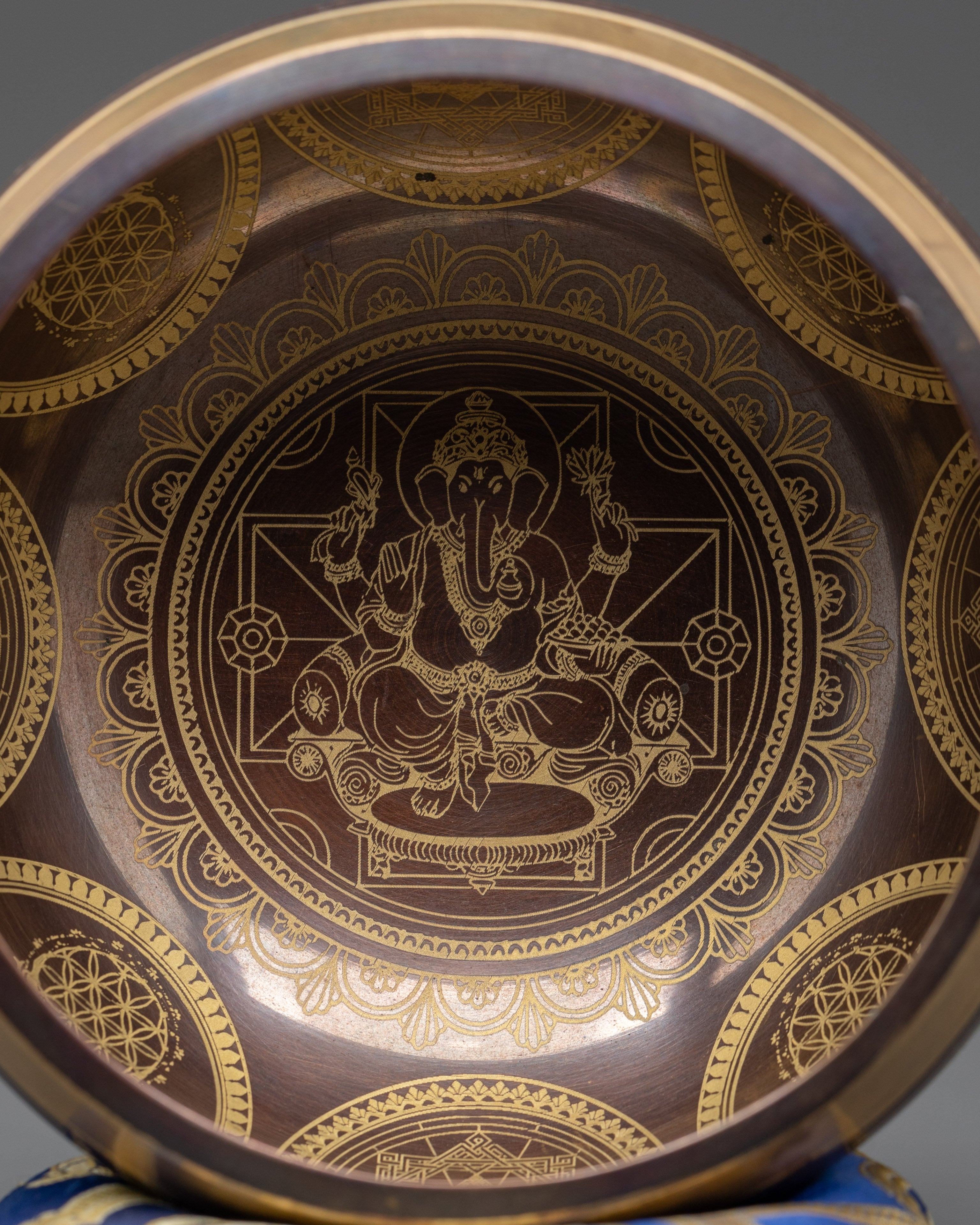 Healing Bronze Singing Bowl  | Meditation & Sound Healing