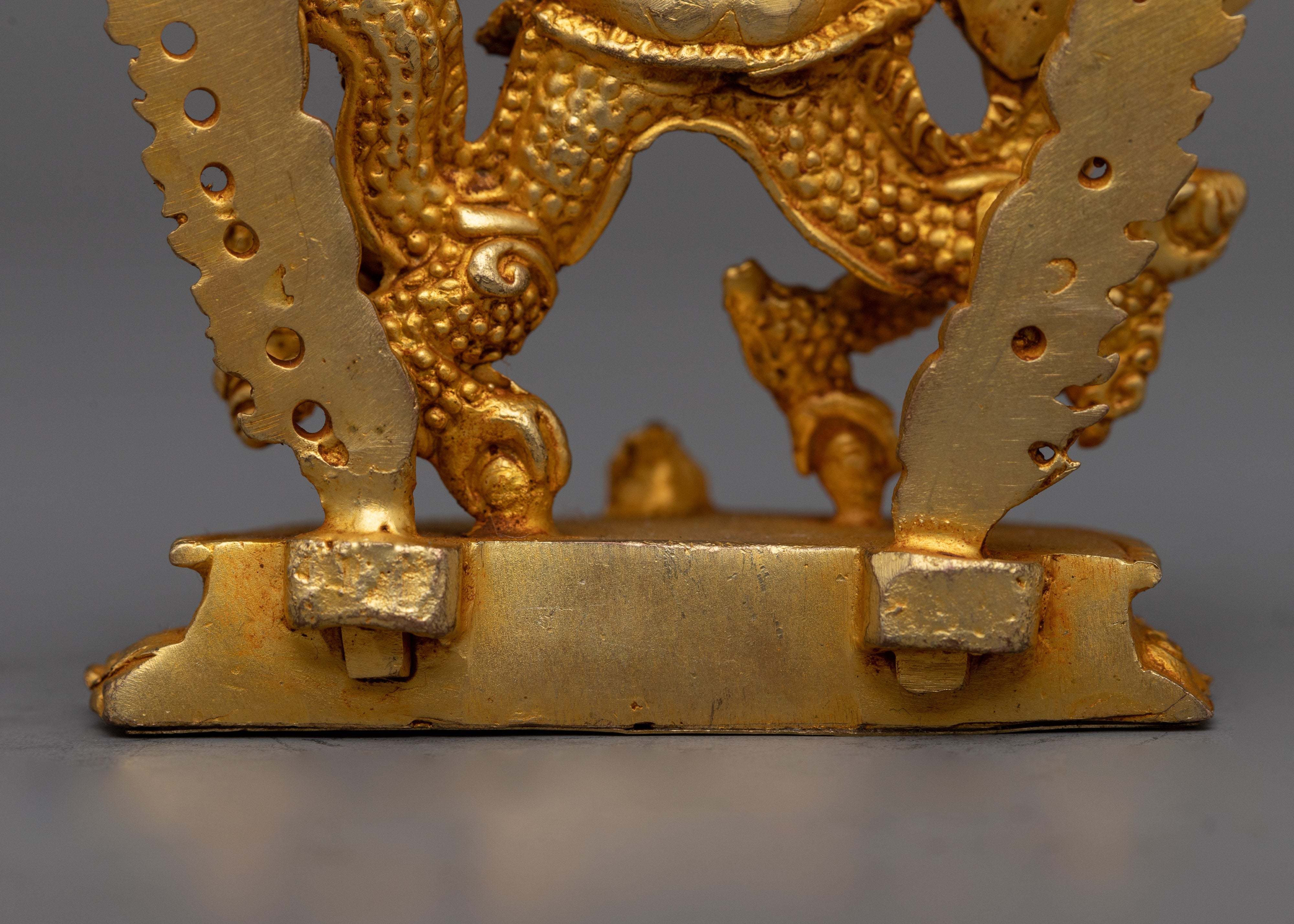 White Dzambhala Statue | Symbolizing Wealth and Spiritual Clarity