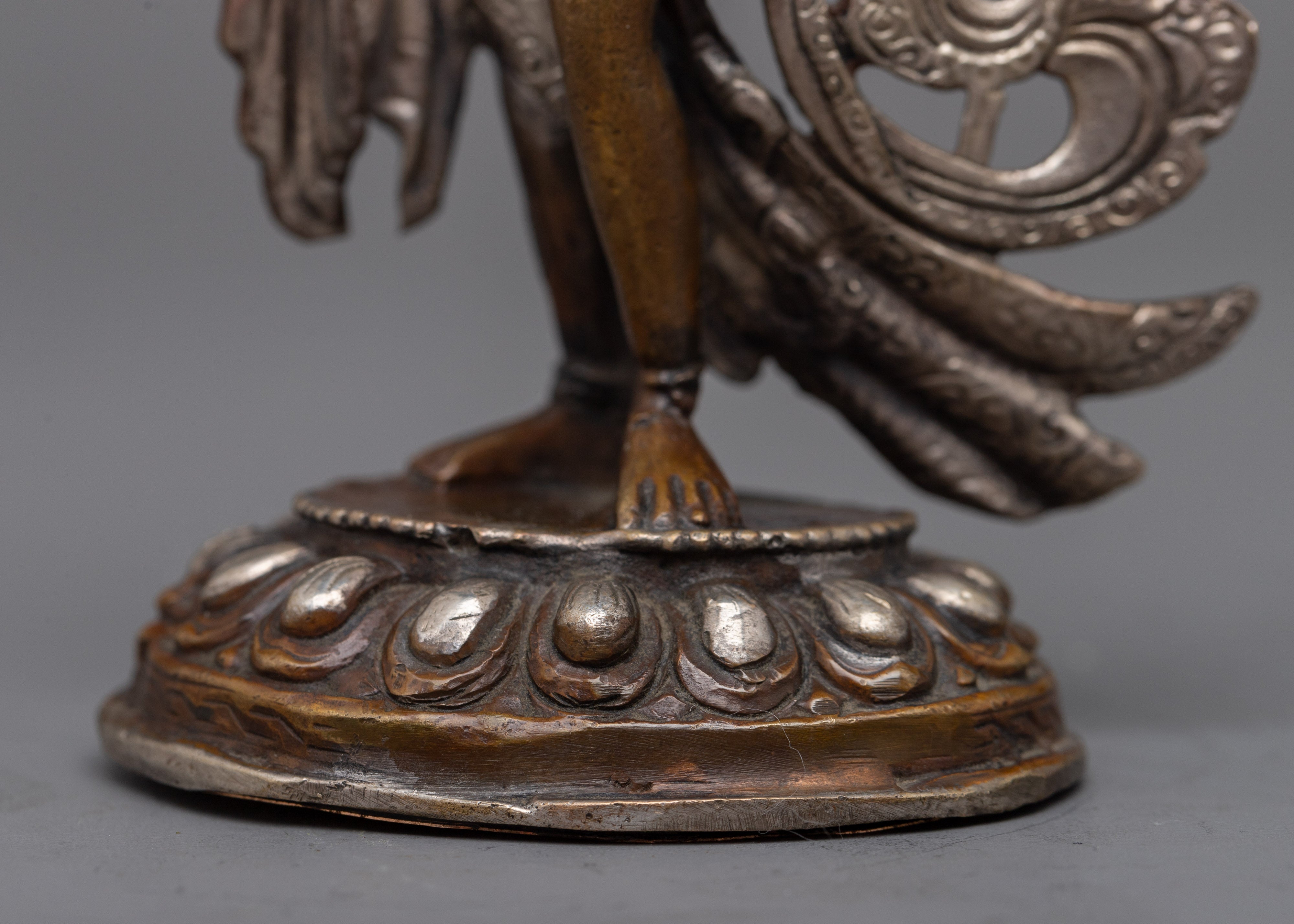 Standing White Tara Statue | Symbolizing Compassion and Spiritual Guidance