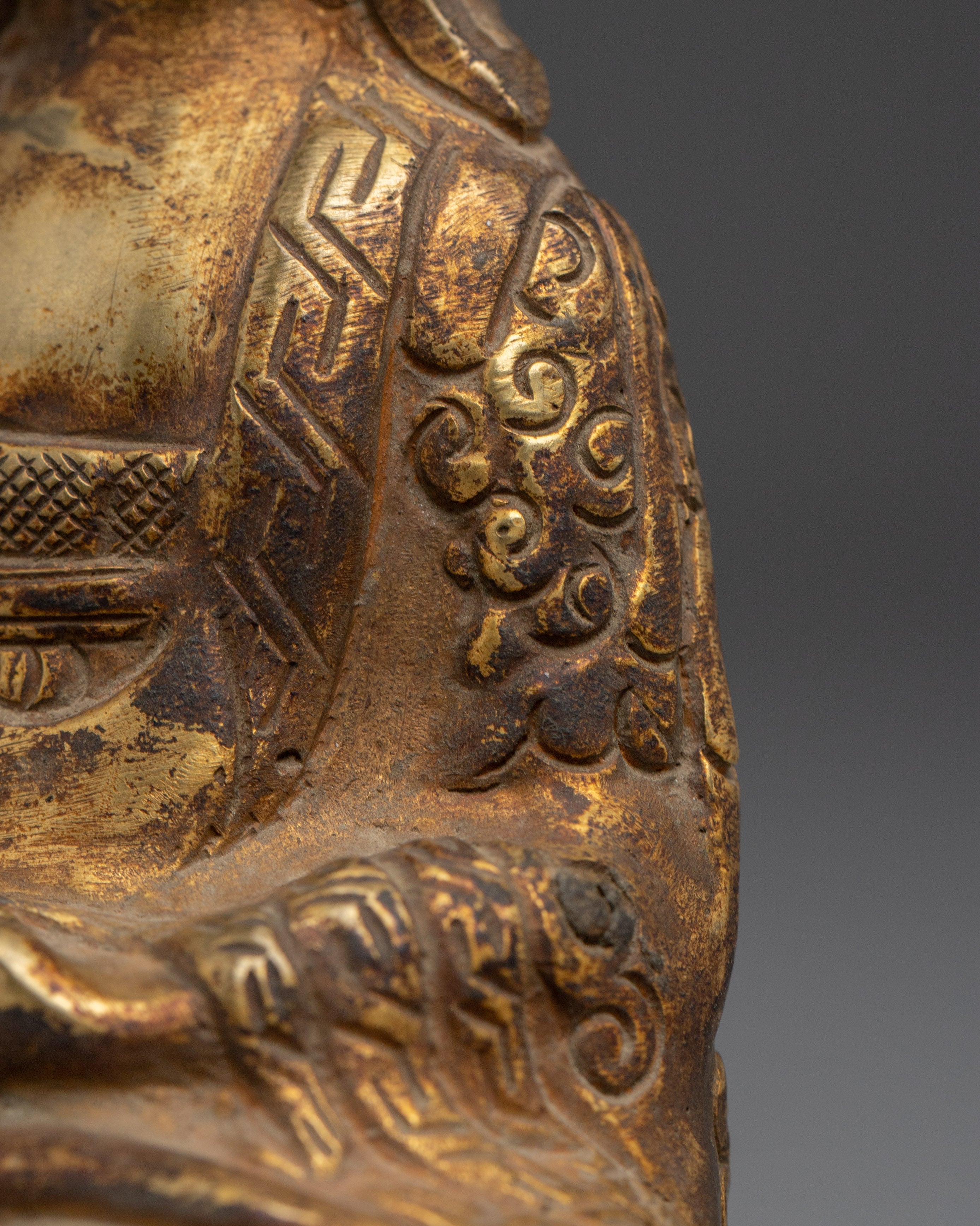 Goddess Avalokiteshvara Guanyin Statue | The Bodhisattva of Compassion and Mercy