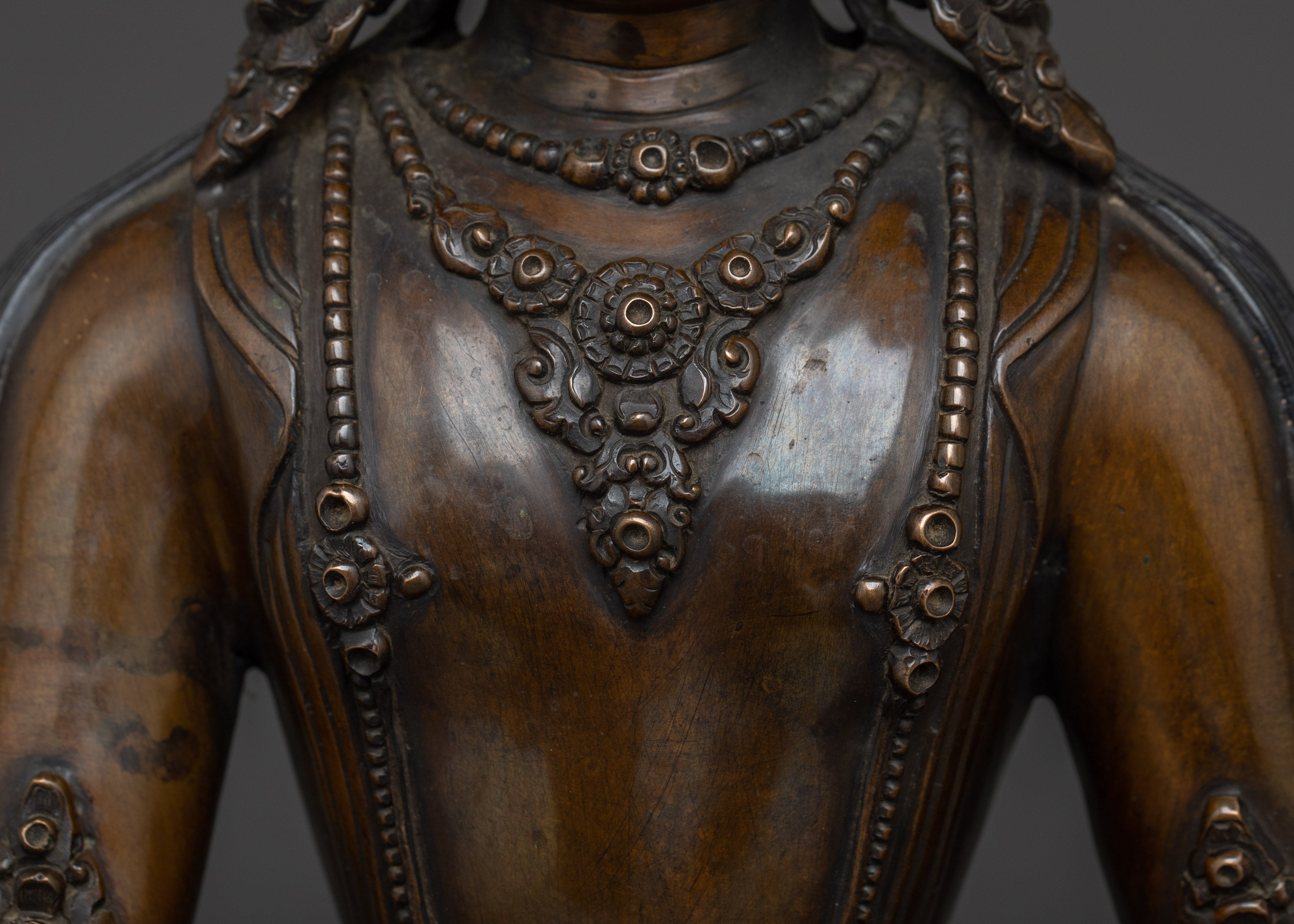 Oxidized Crown Shakyamuni Buddha Statue | Gautama Buddha Artwork