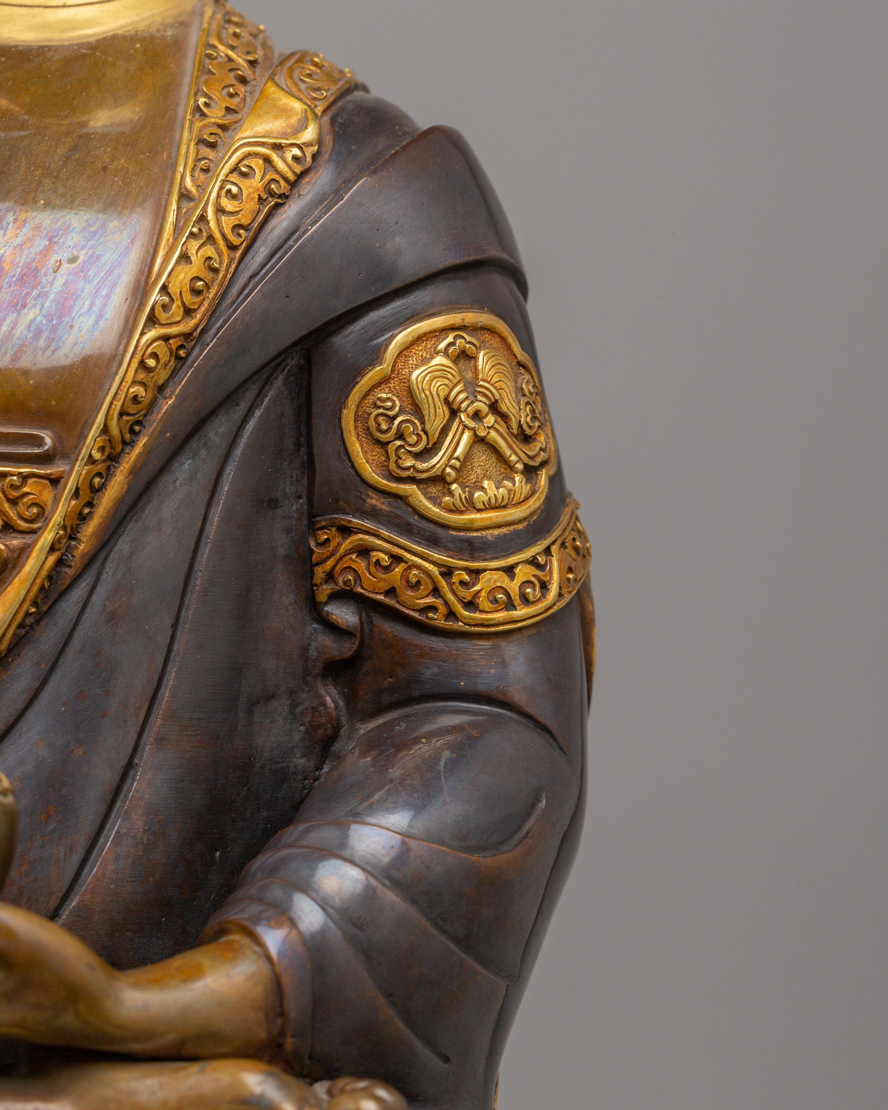 Tibetan Shakyamuni Buddha Throne Sculpture | Symbol of Peace and Enlightenment