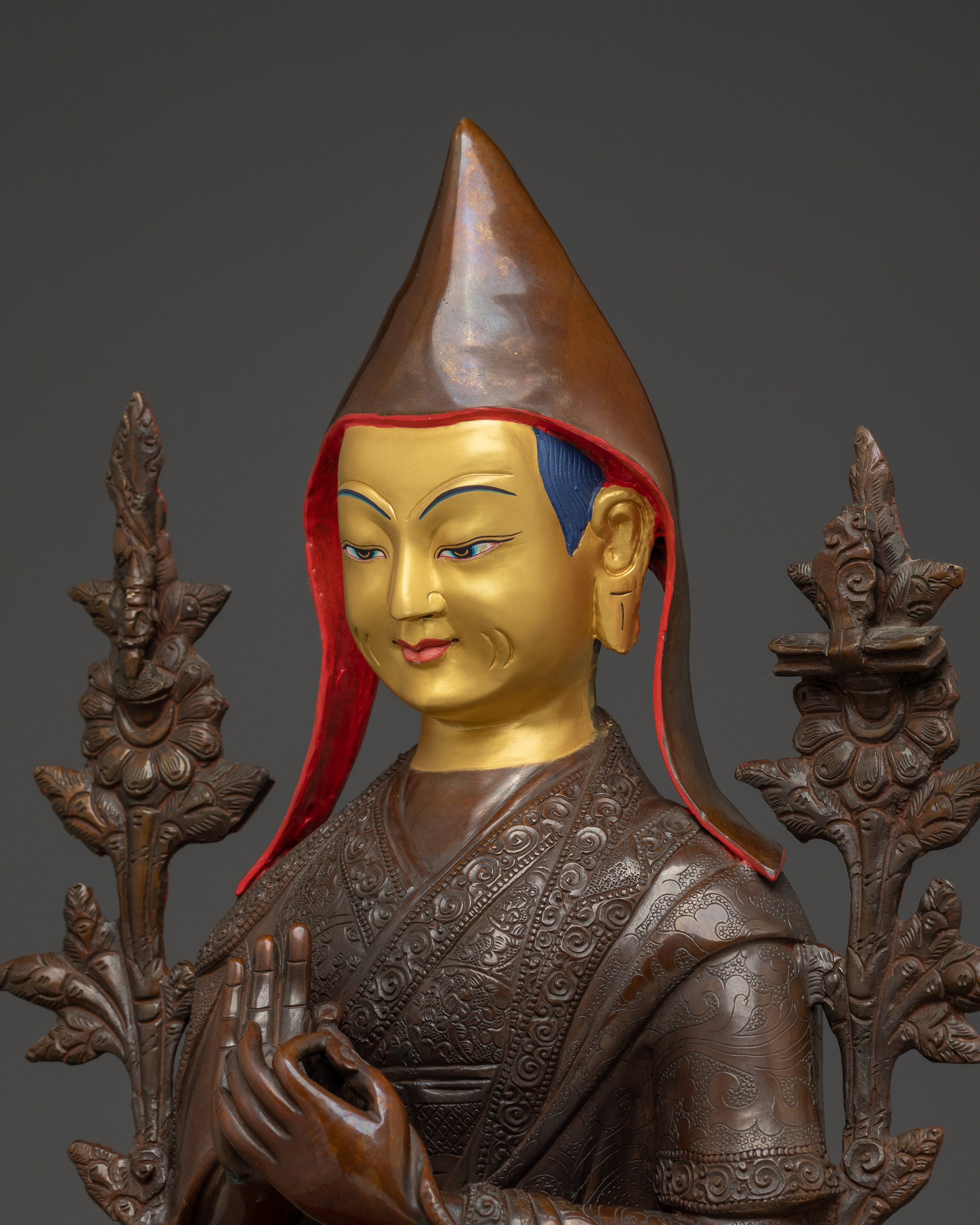 Oxidized Tsongkhapa Set Statue | Himalayan Handcrafted Sculpture