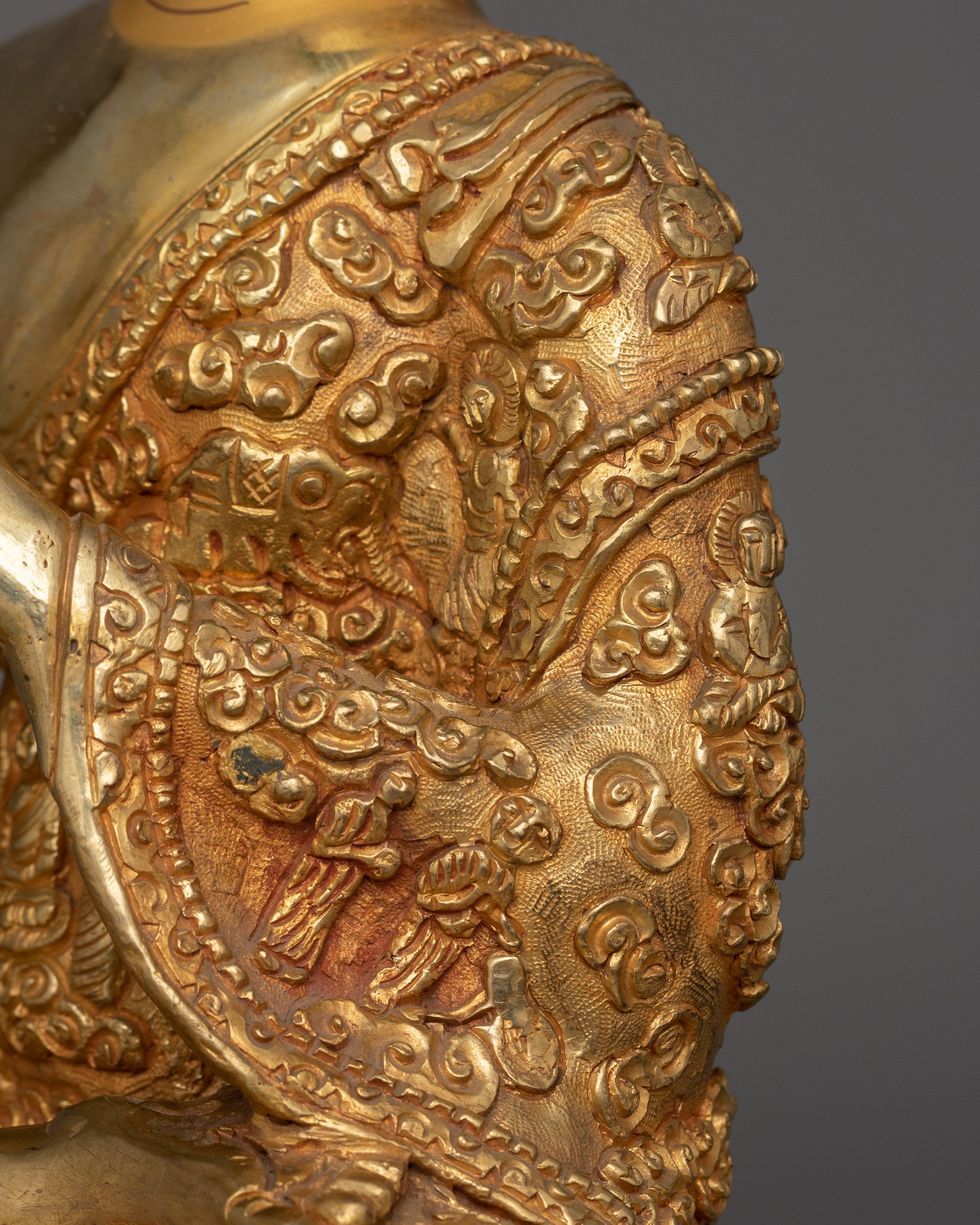 Golden Vairocana Statue | The Buddha of Ultimate Wisdom