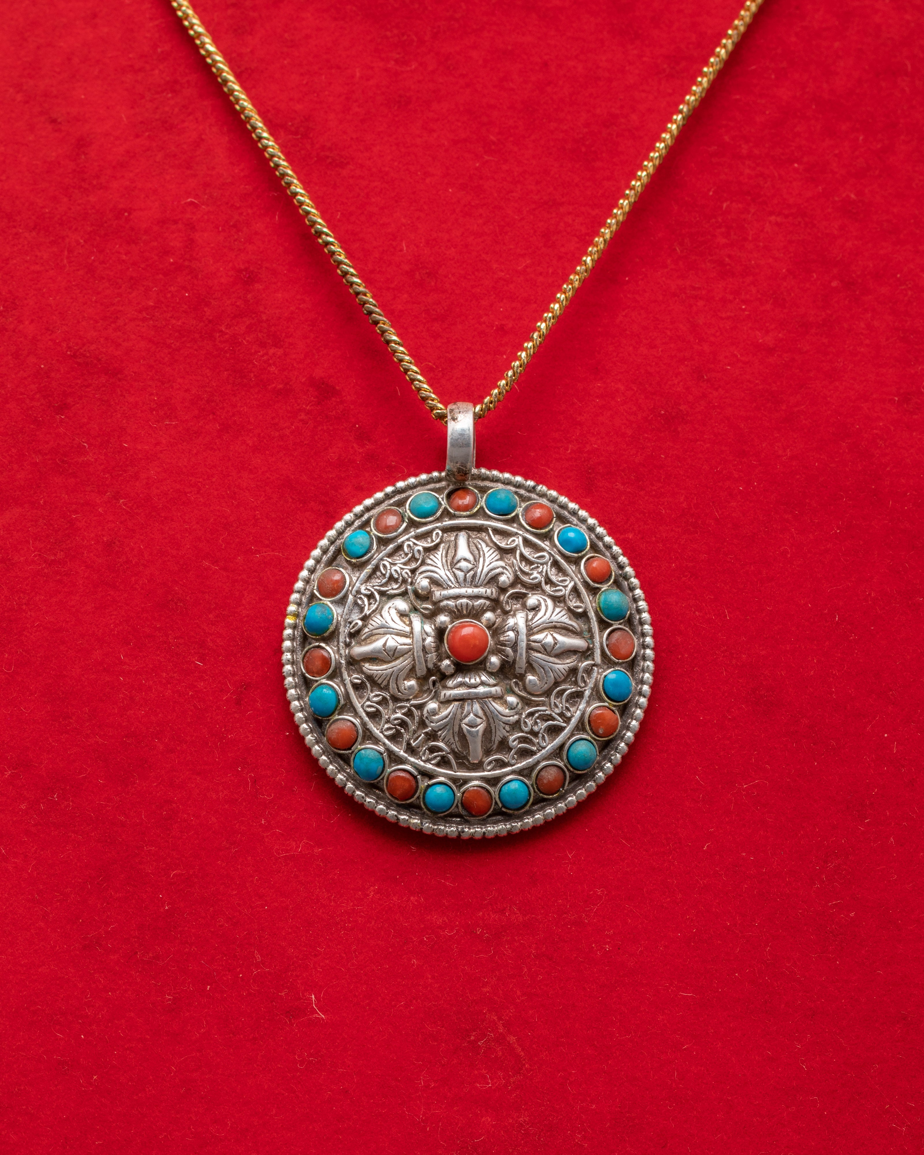 Silver Vishwo Vajra Locket | Union of Wisdom and Compassion