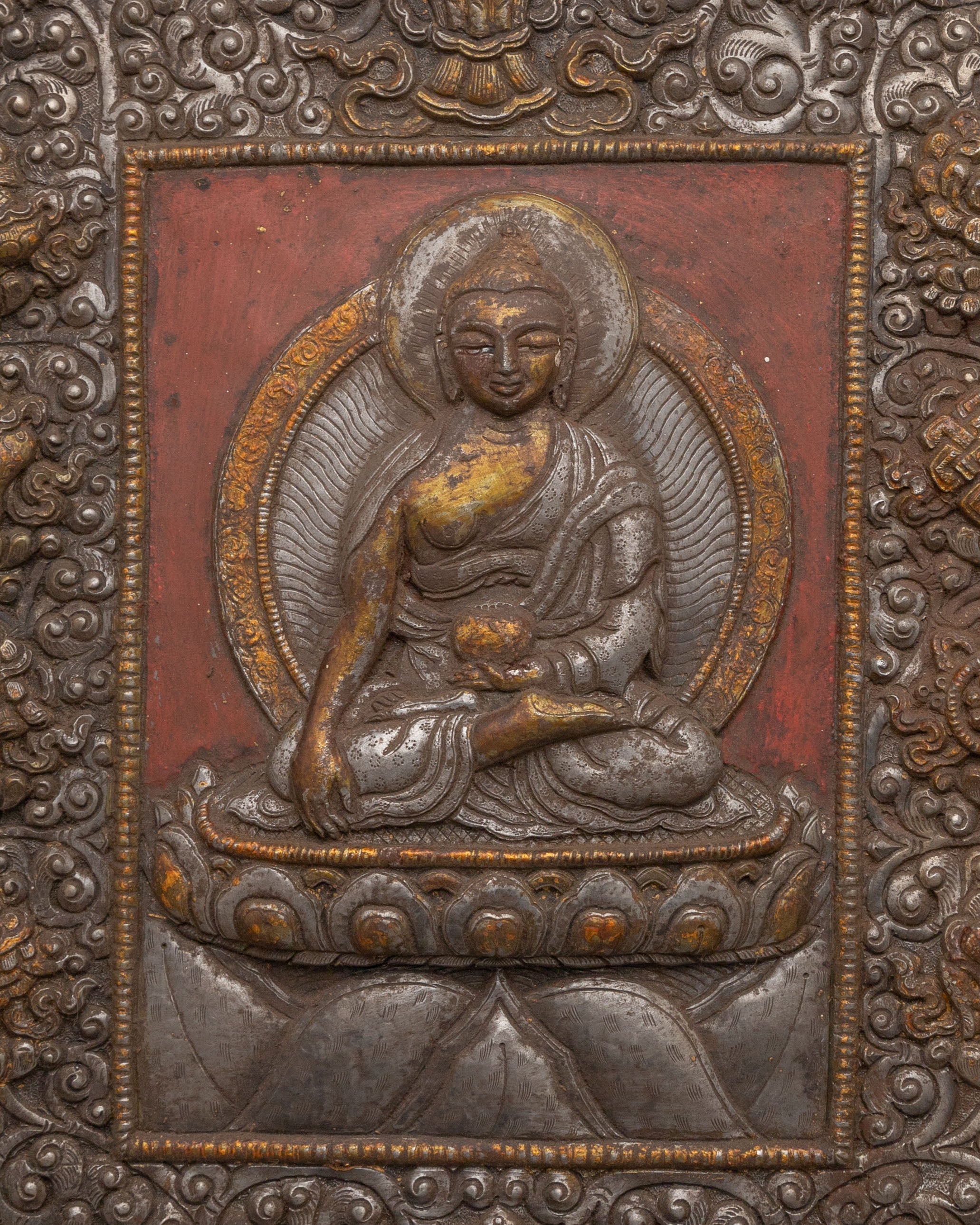 Sacred Shakyamuni Buddha Metal Thangka | Meditation and Spiritual Growth
