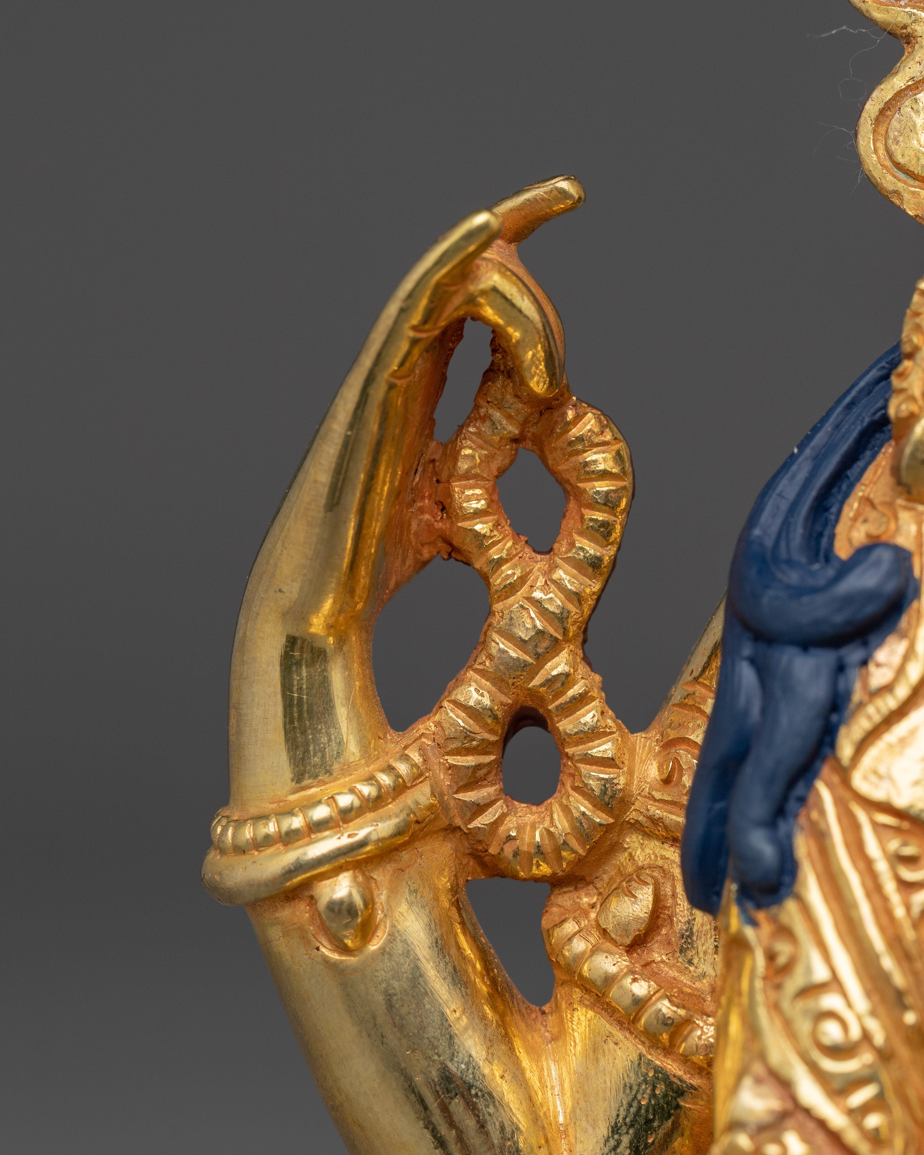 Peaceful Compassionate Chenrezig Statue | Compassion Bodhisattva Avalokiteshvara