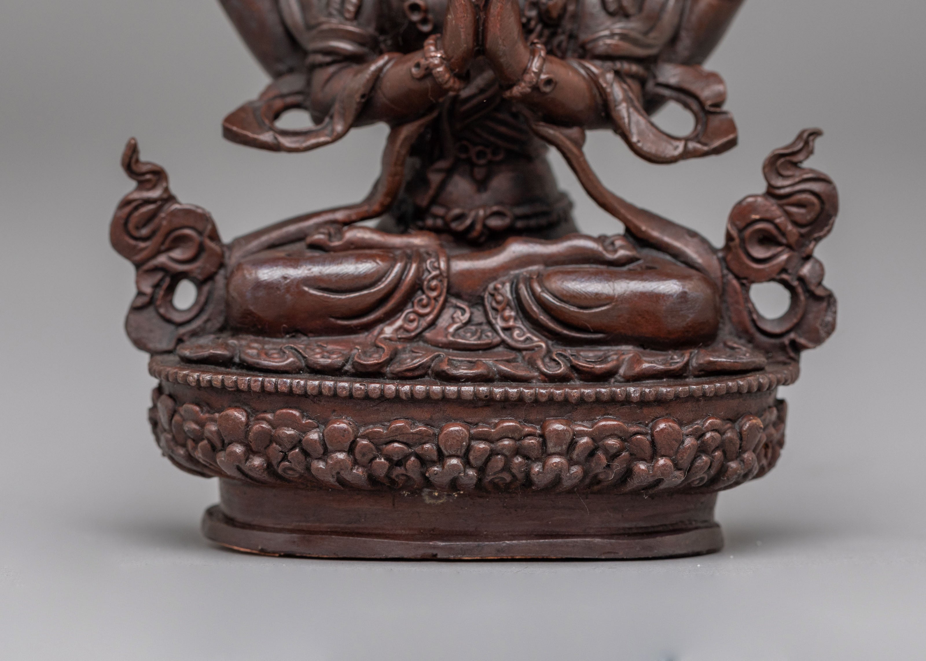 Machine Made Chenrezig Bodhisattva Statue | Ideal for Meditation
