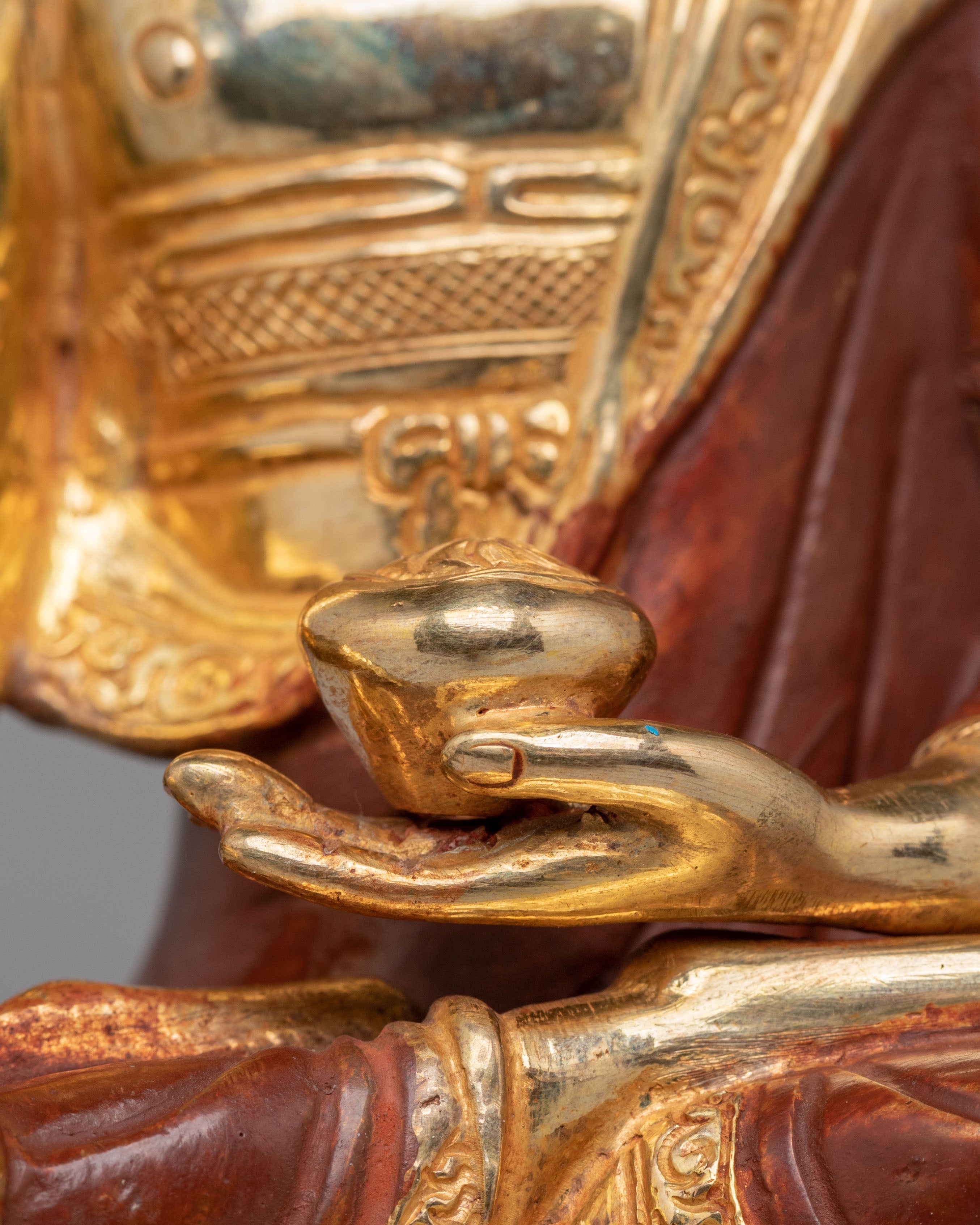 Shakyamuni Buddha Mindful Peace Statue | A Symbol of Inner Calm and Spiritual Awakening