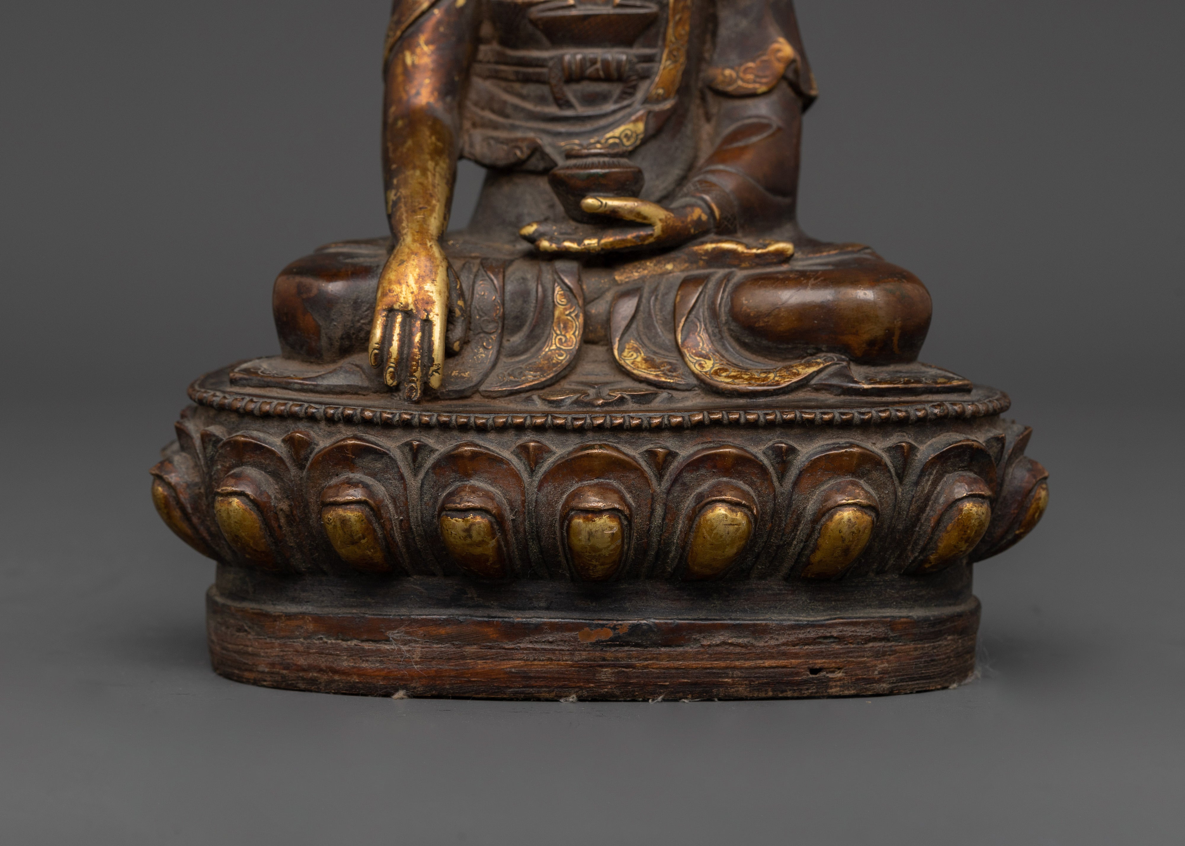 Handcrafted Shakyamuni Buddha Statue | Founder of the Buddhism