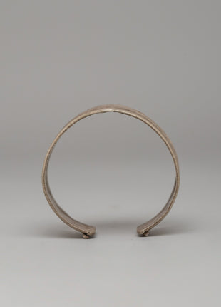 Elegant White Metal Bracelet | Adjustable Jewelry for Presents