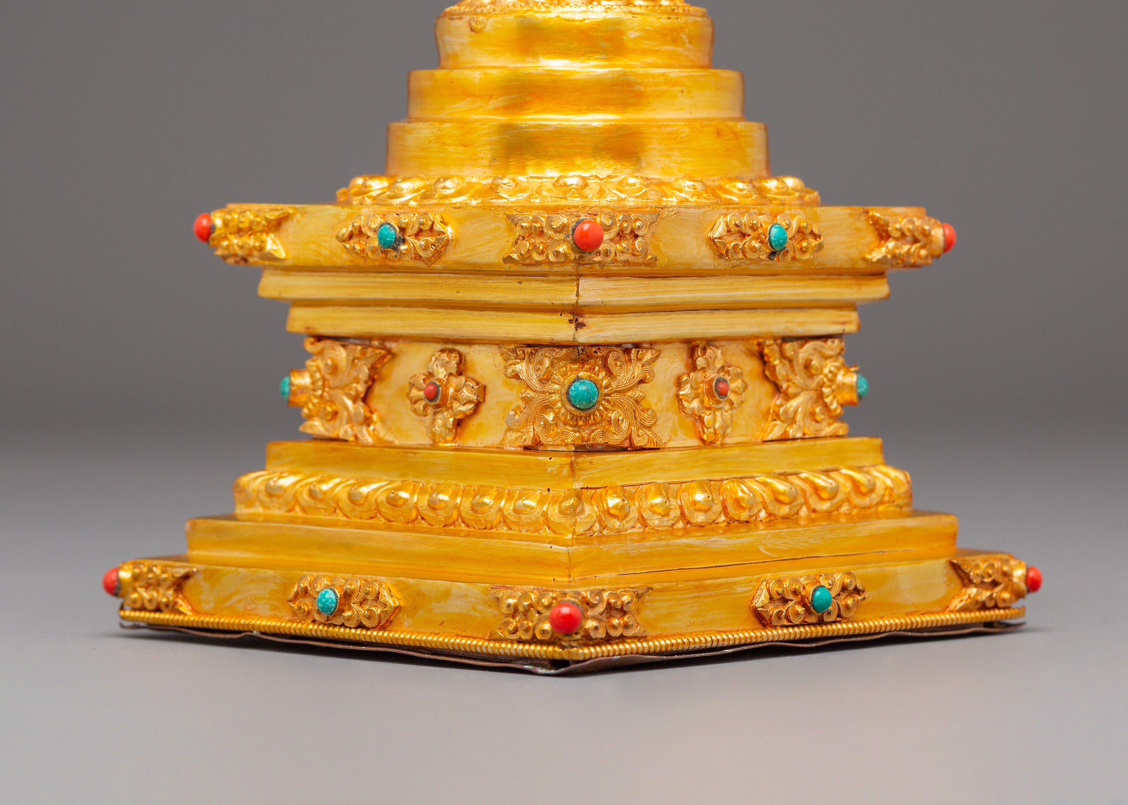 Golden Stupa for Altar | Tibetan Buddhist Stupa for Meditation