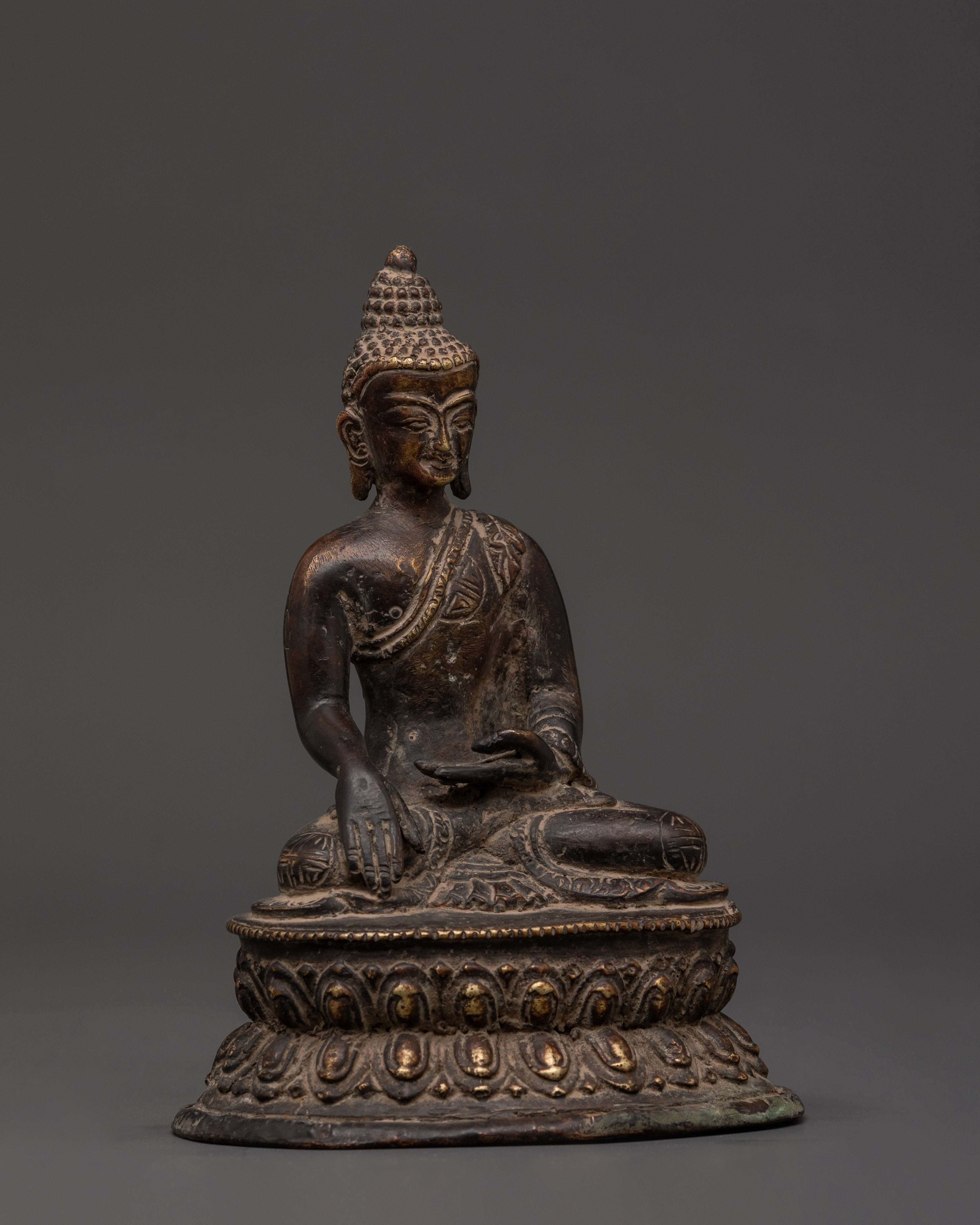 Antique Finish Shakyamuni Buddha Oxidized Copper Statue | Tibetan Buddhist Decor