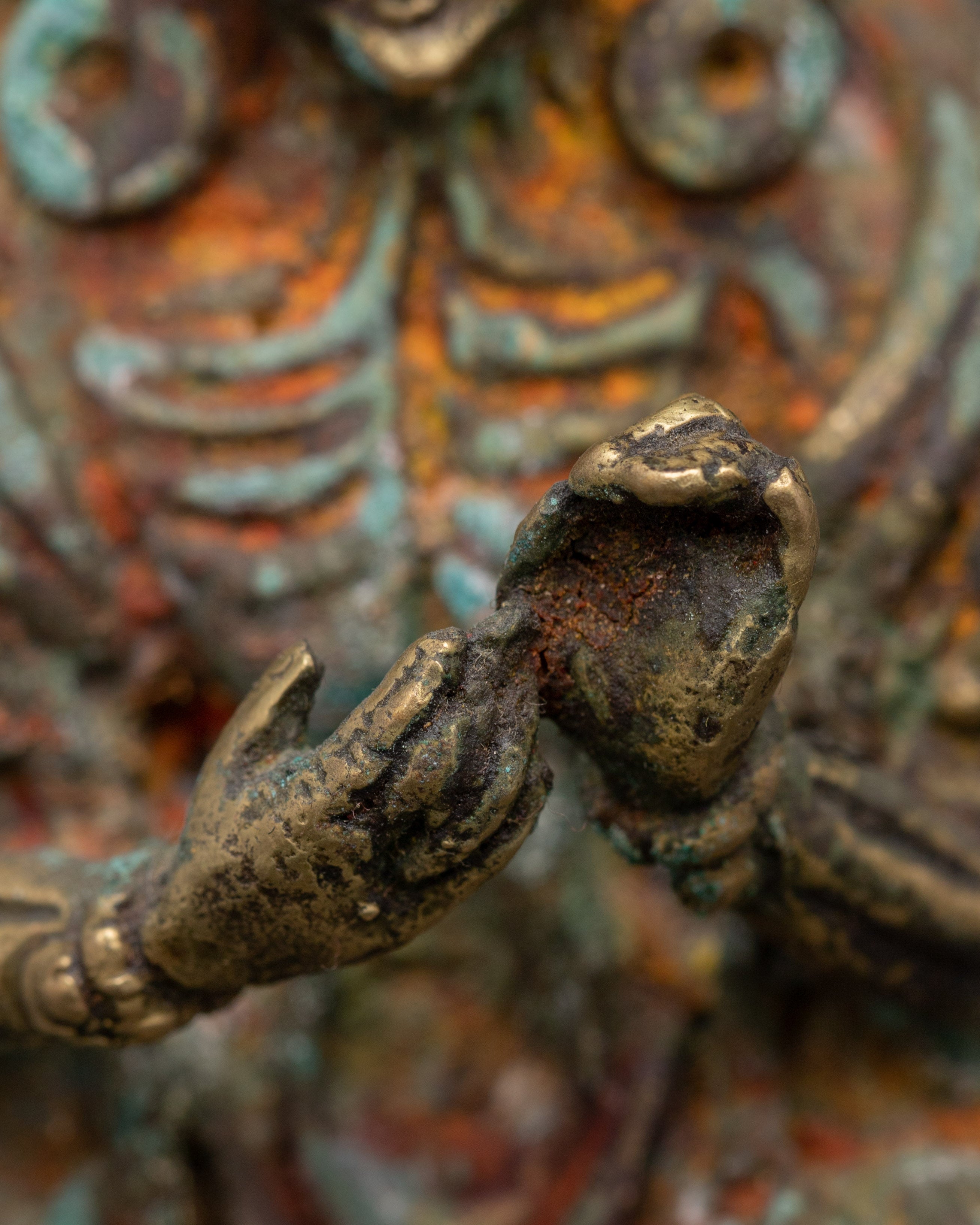 Panas Statue Oil Lamp | Spiritual Altar Decor and Lighting