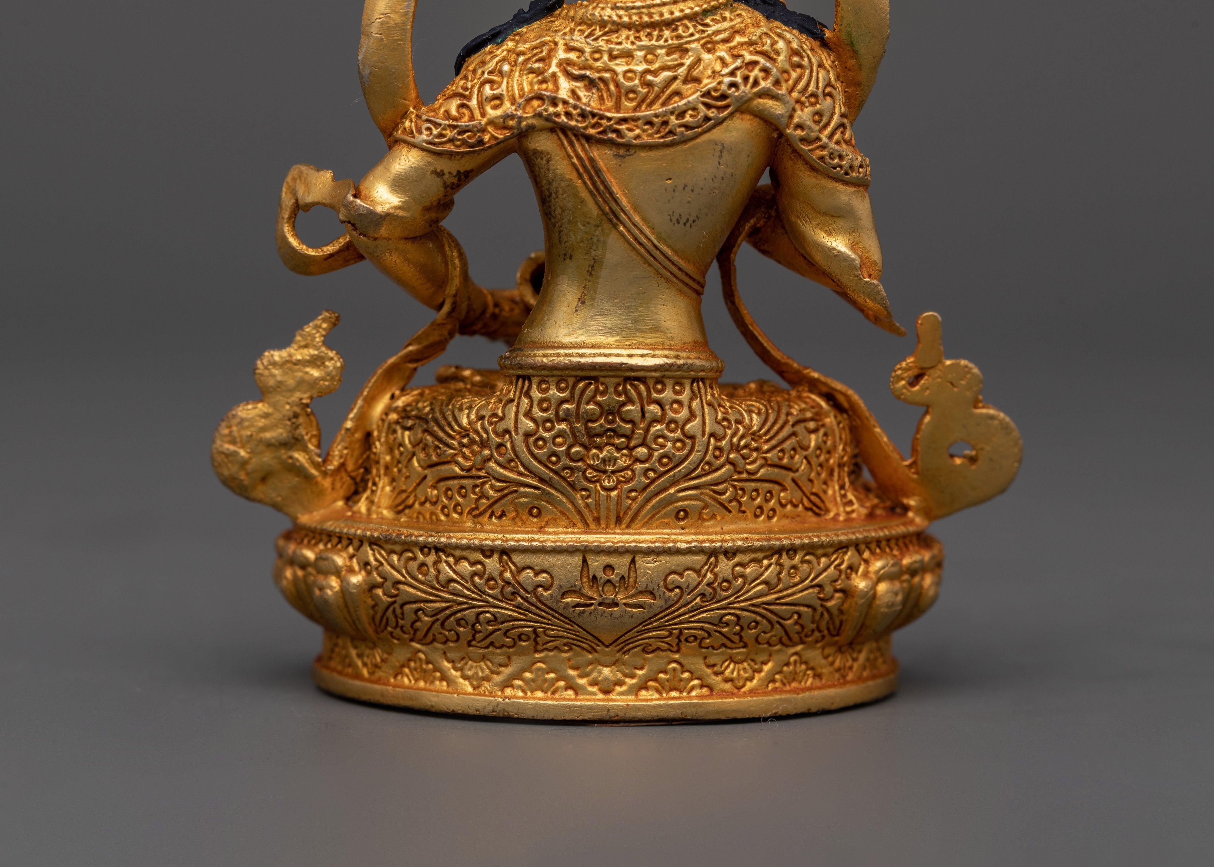 Divine Vajrasattva Statue with Vajra | Tibetan Buddha Healing Sculpture
