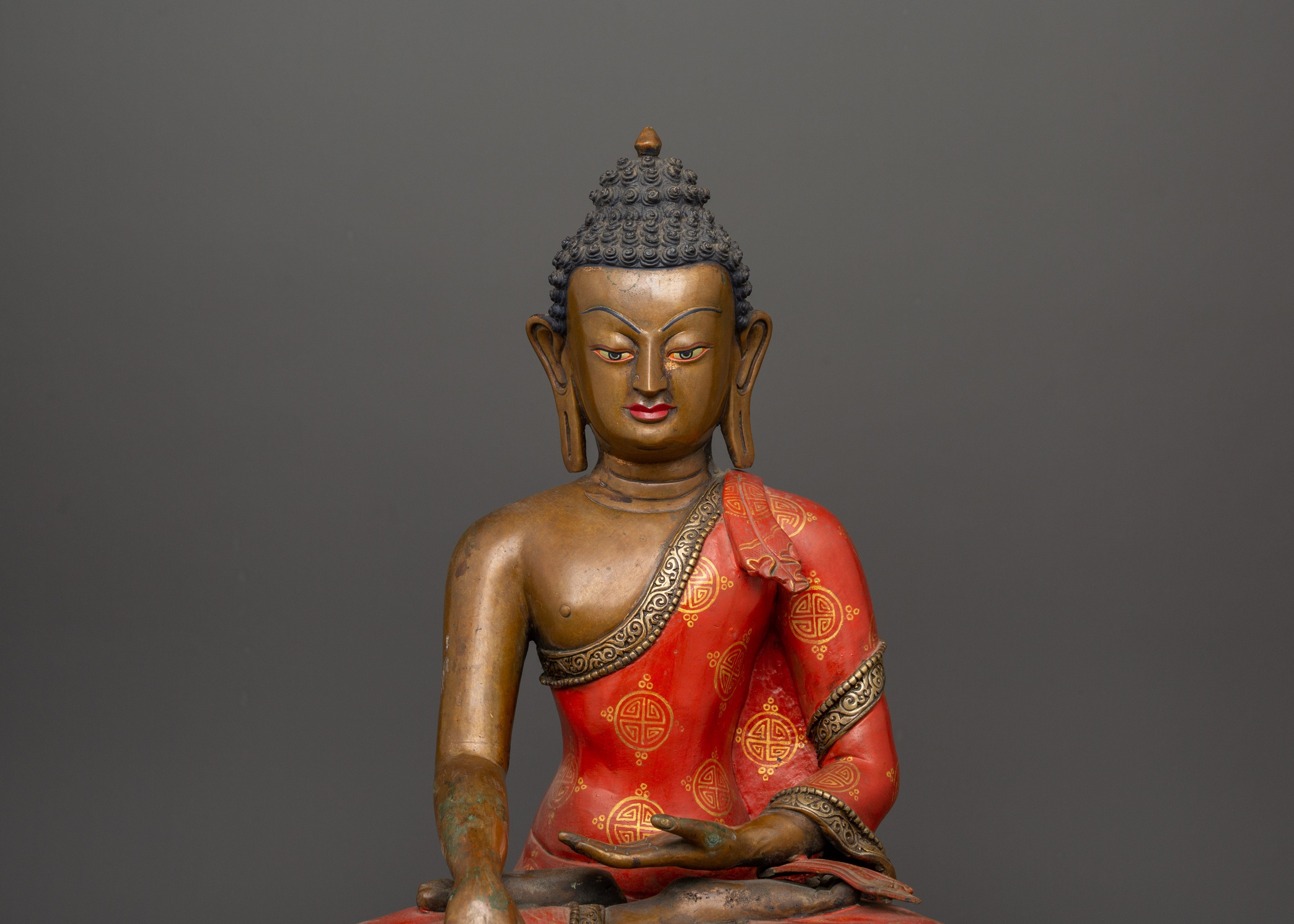 Traditional Siddhartha Gautama Statue | Tibetan Buddhist Altar Sculpture
