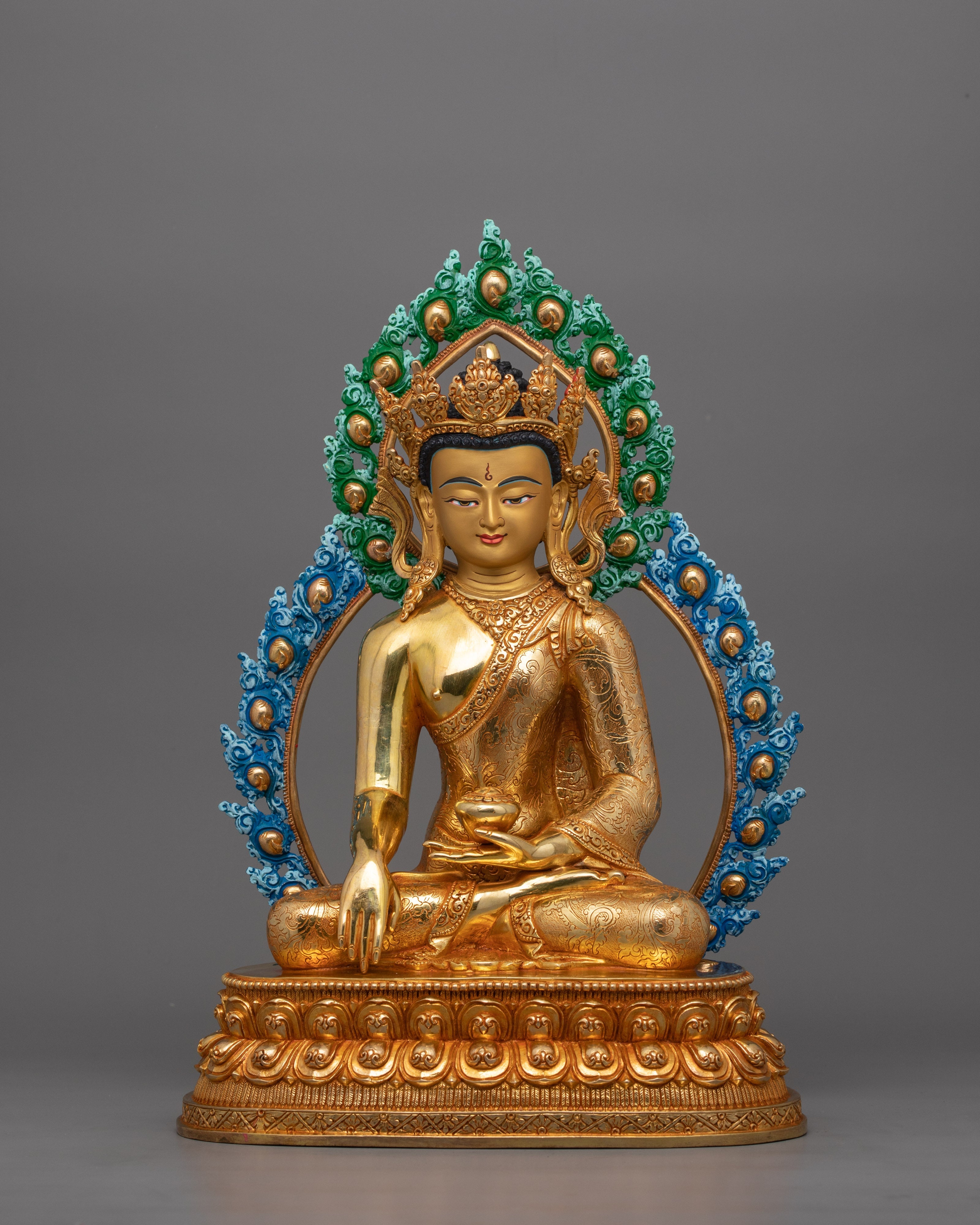 Enlightened Dharma Teacher Shakyamuni Buddha