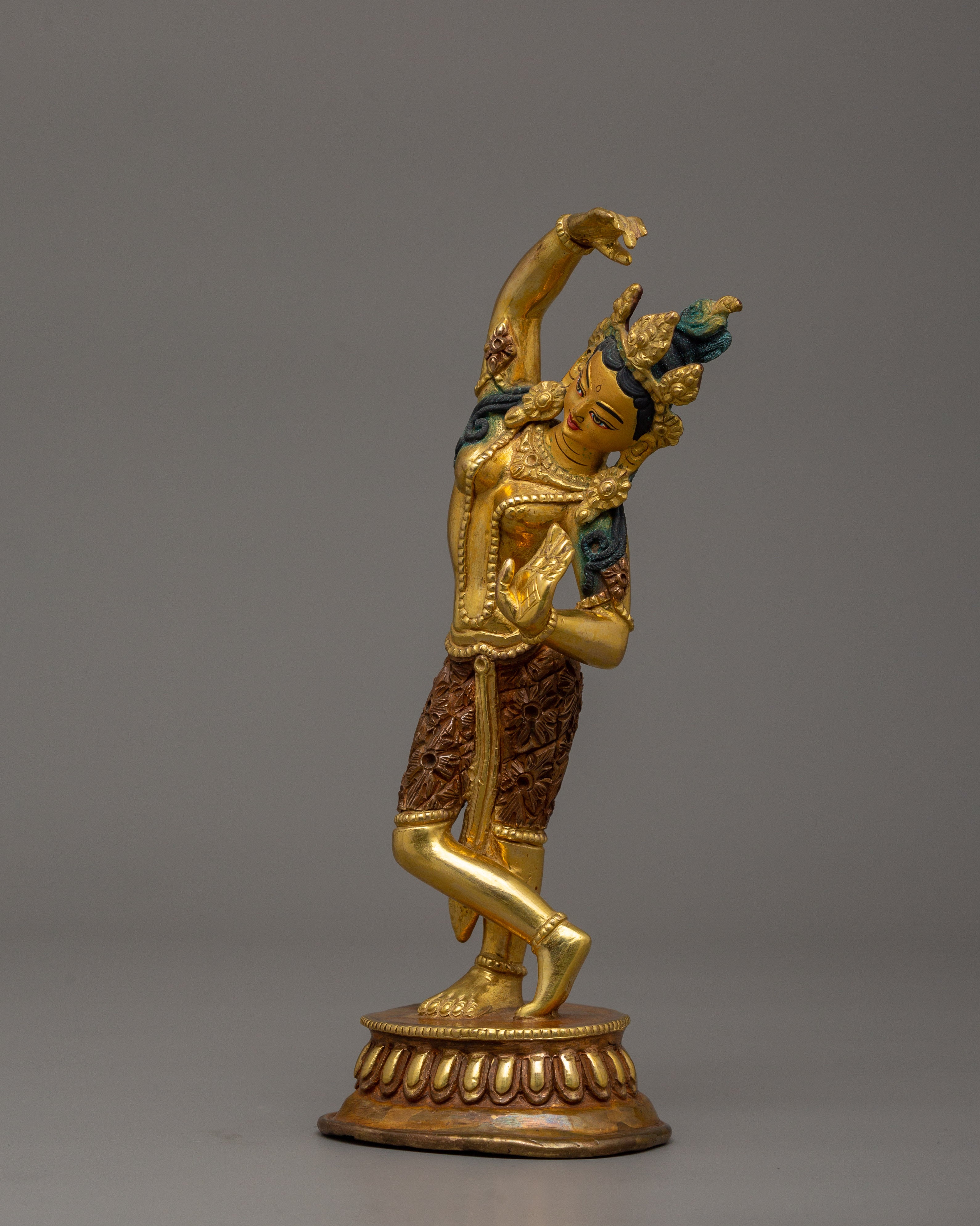 Standing Maya Devi Statue | Buddhist Art for Serenity and Devotion