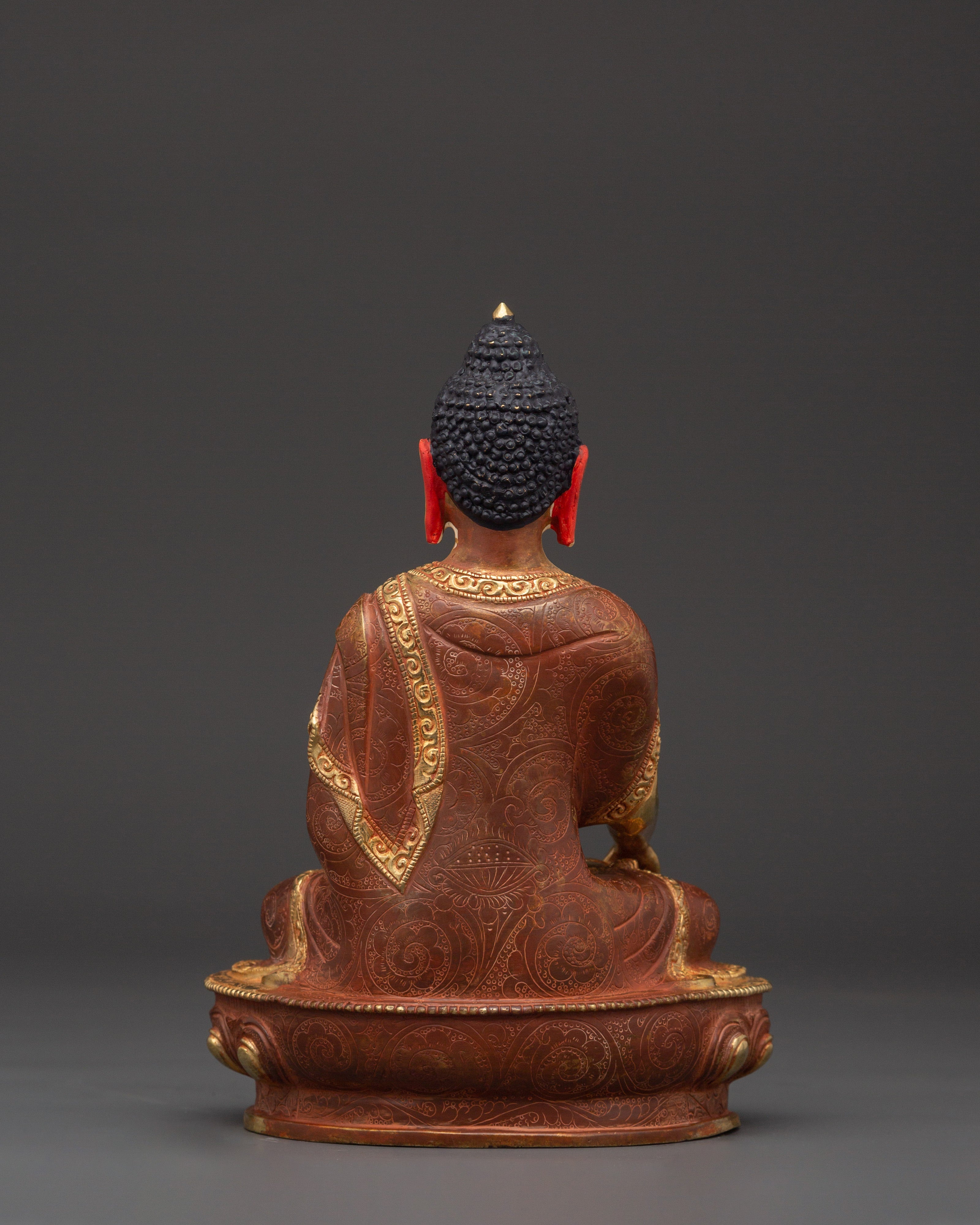 Handcrafted Shakyamuni Buddha Statue: The Enlightened Sage