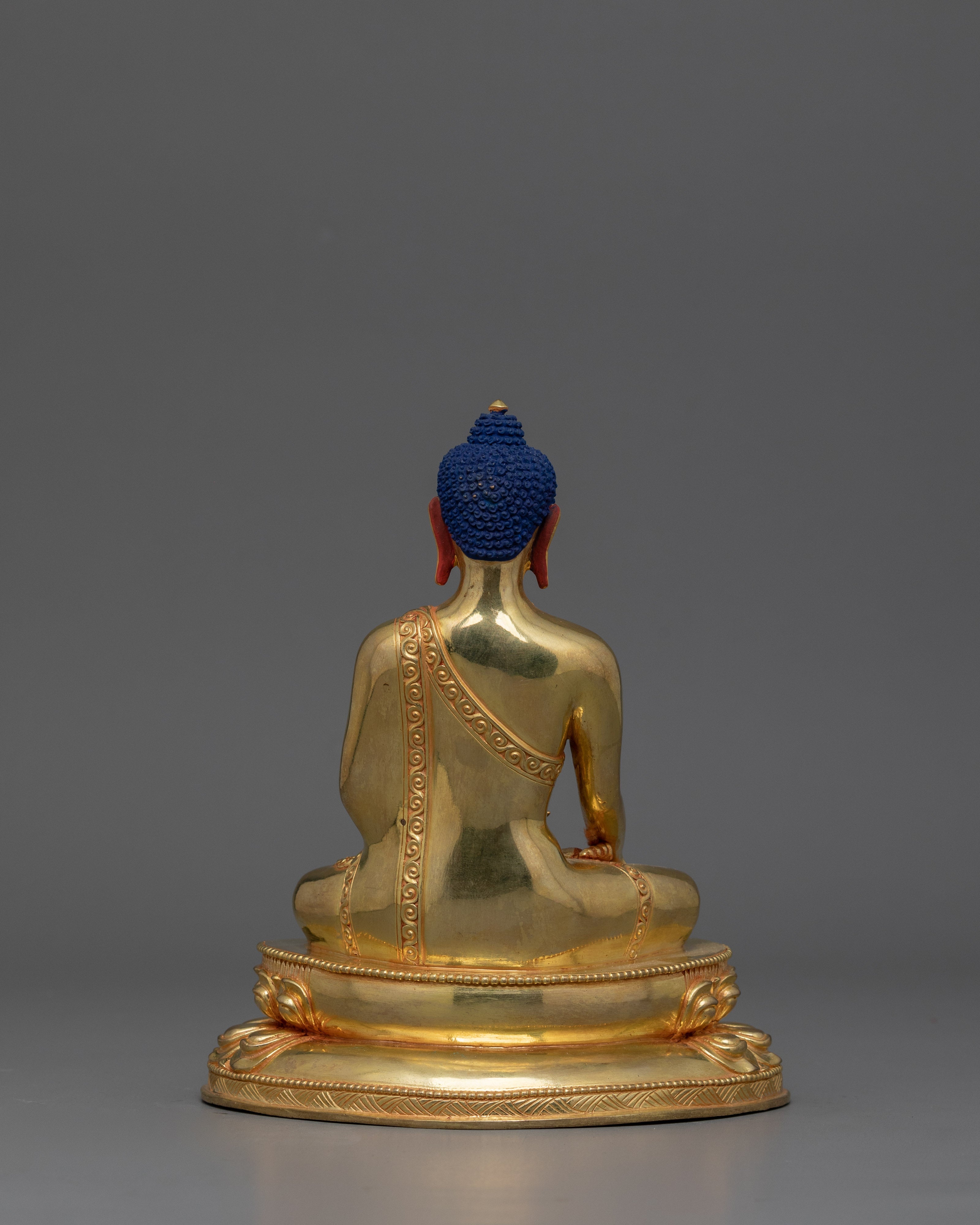 Traditional Handcrafted Statue of Shakyamuni Buddha | The Path to Awakening