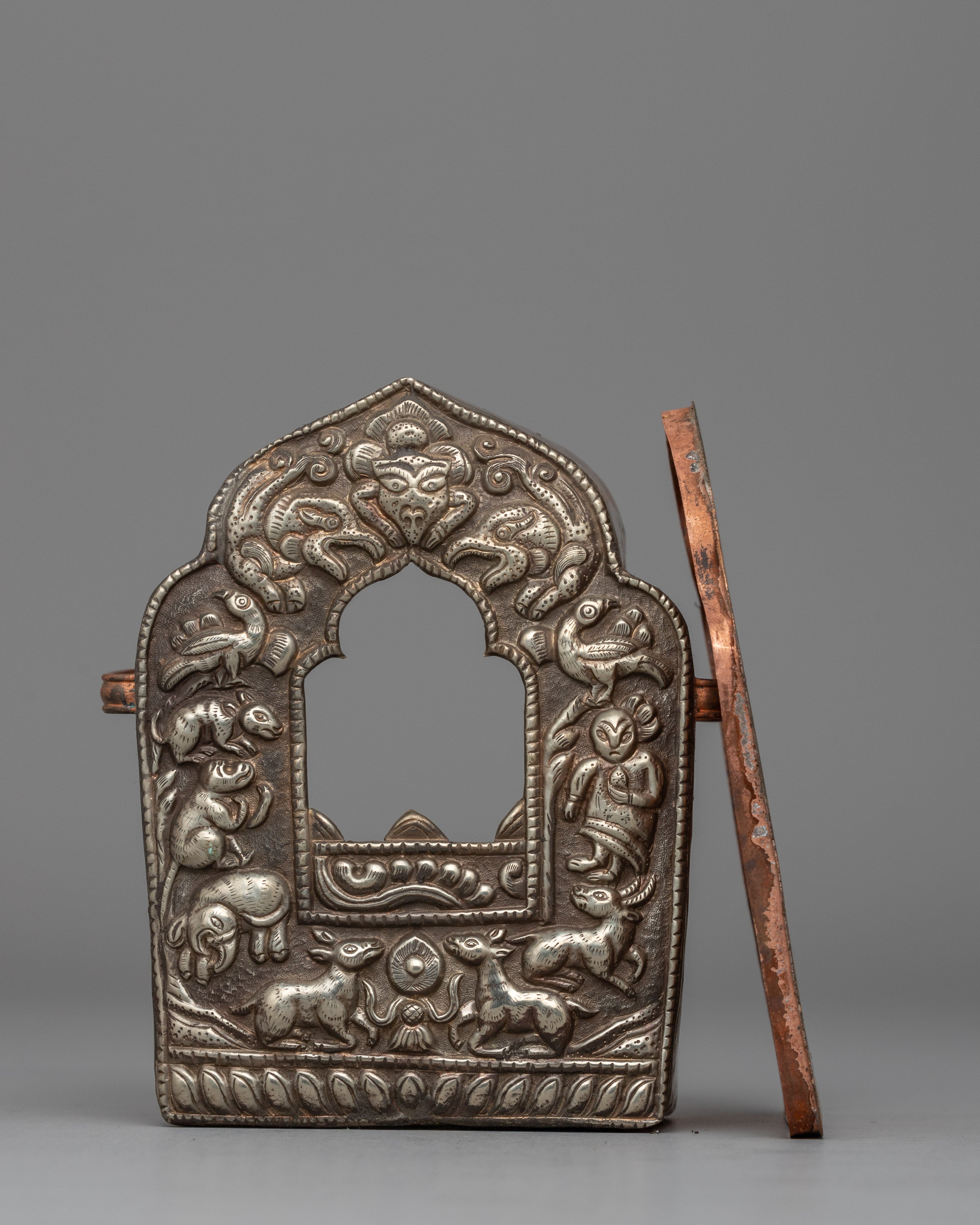 Powerful Mantra Holder Ghau Box | Buddhist Ghau Box for Meditation and Spiritual Energy