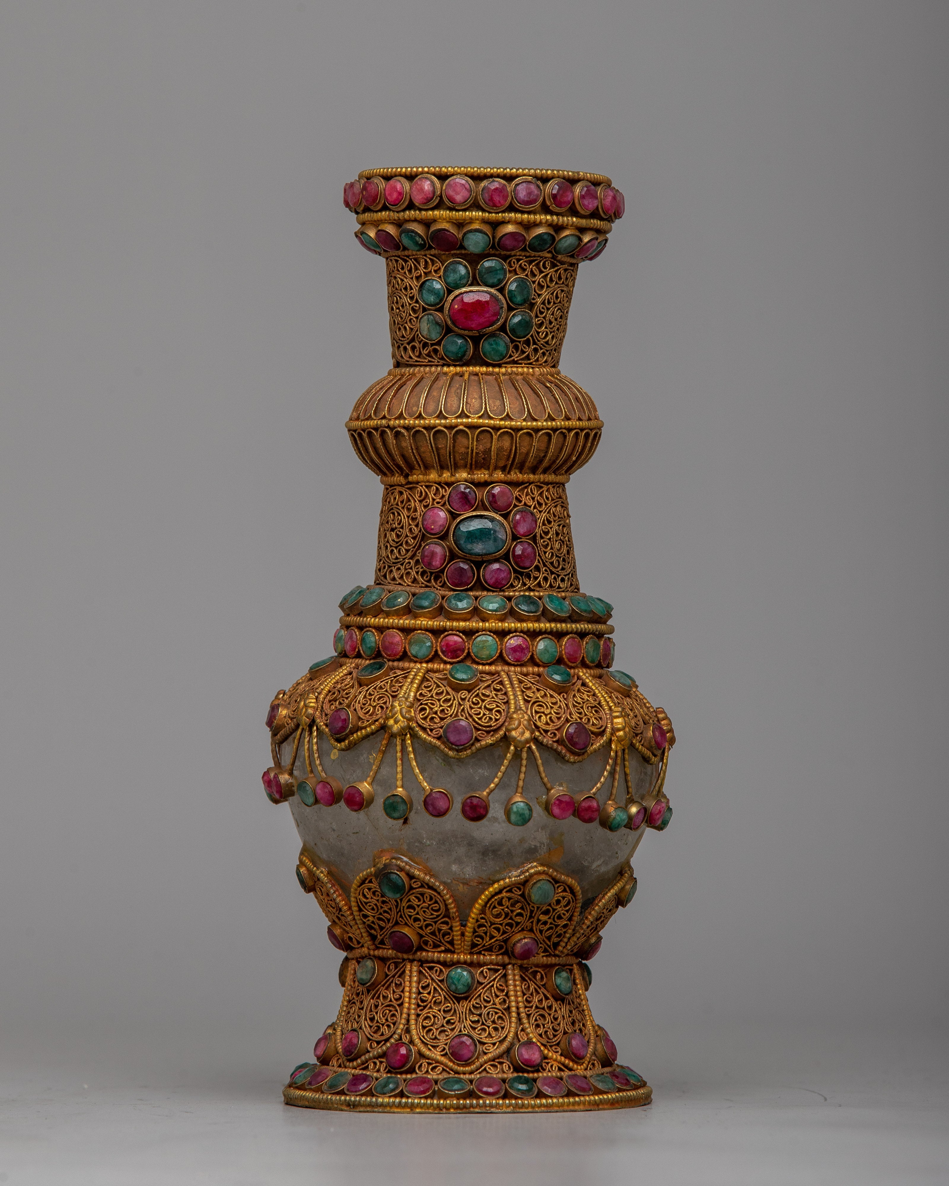 Tibetan Gold Fower Vase Set | Elevating Floral Arrangements with Grace