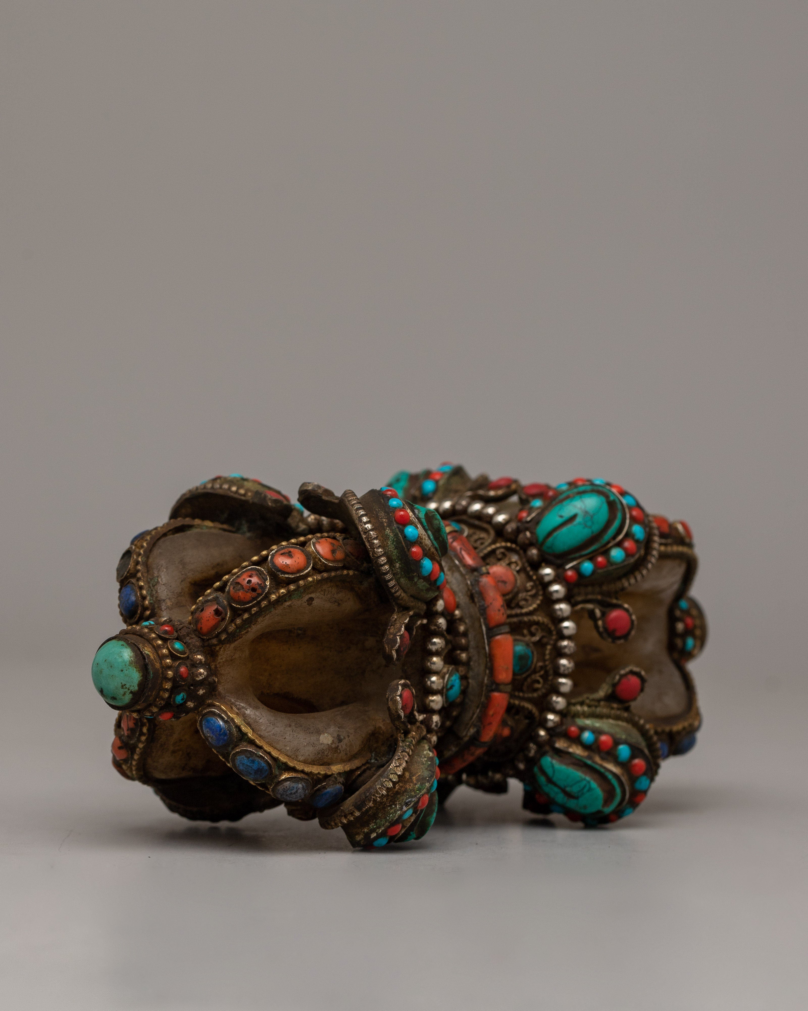 Vajra Dorje Crystal | A Sacred Symbol of Strength and Clarity